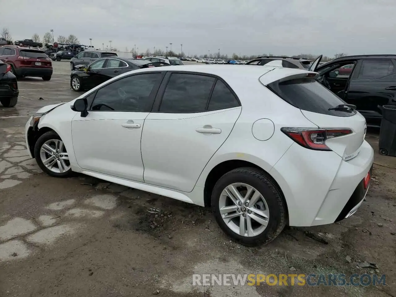 2 fotografías del automóvil dañado JTNB4MBE6M3110743 TOYOTA COROLLA 2021