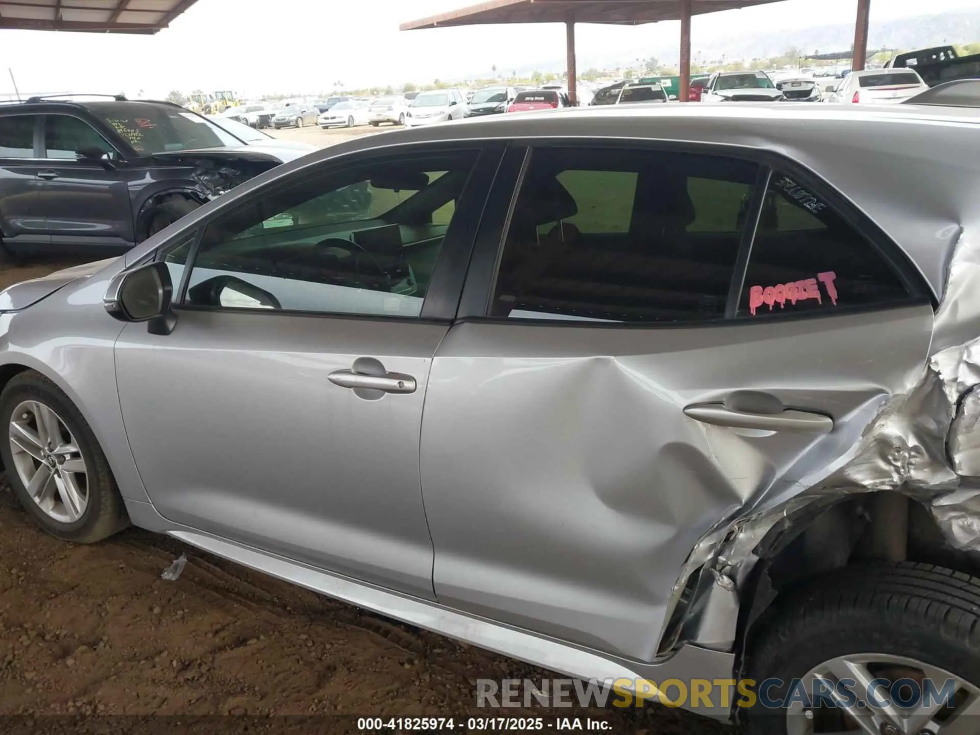 14 fotografías del automóvil dañado JTNB4MBE6M3126568 TOYOTA COROLLA 2021