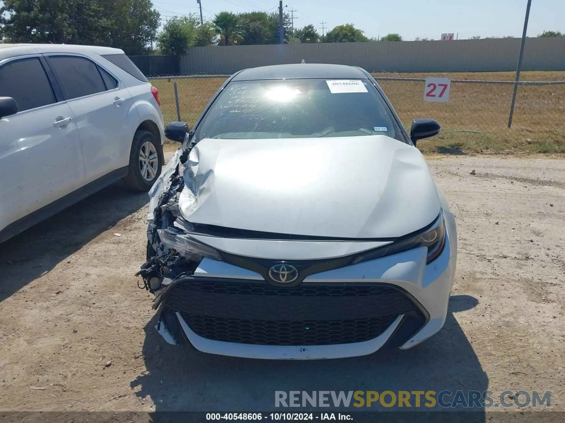 12 fotografías del automóvil dañado JTNB4MBE6M3137232 TOYOTA COROLLA 2021