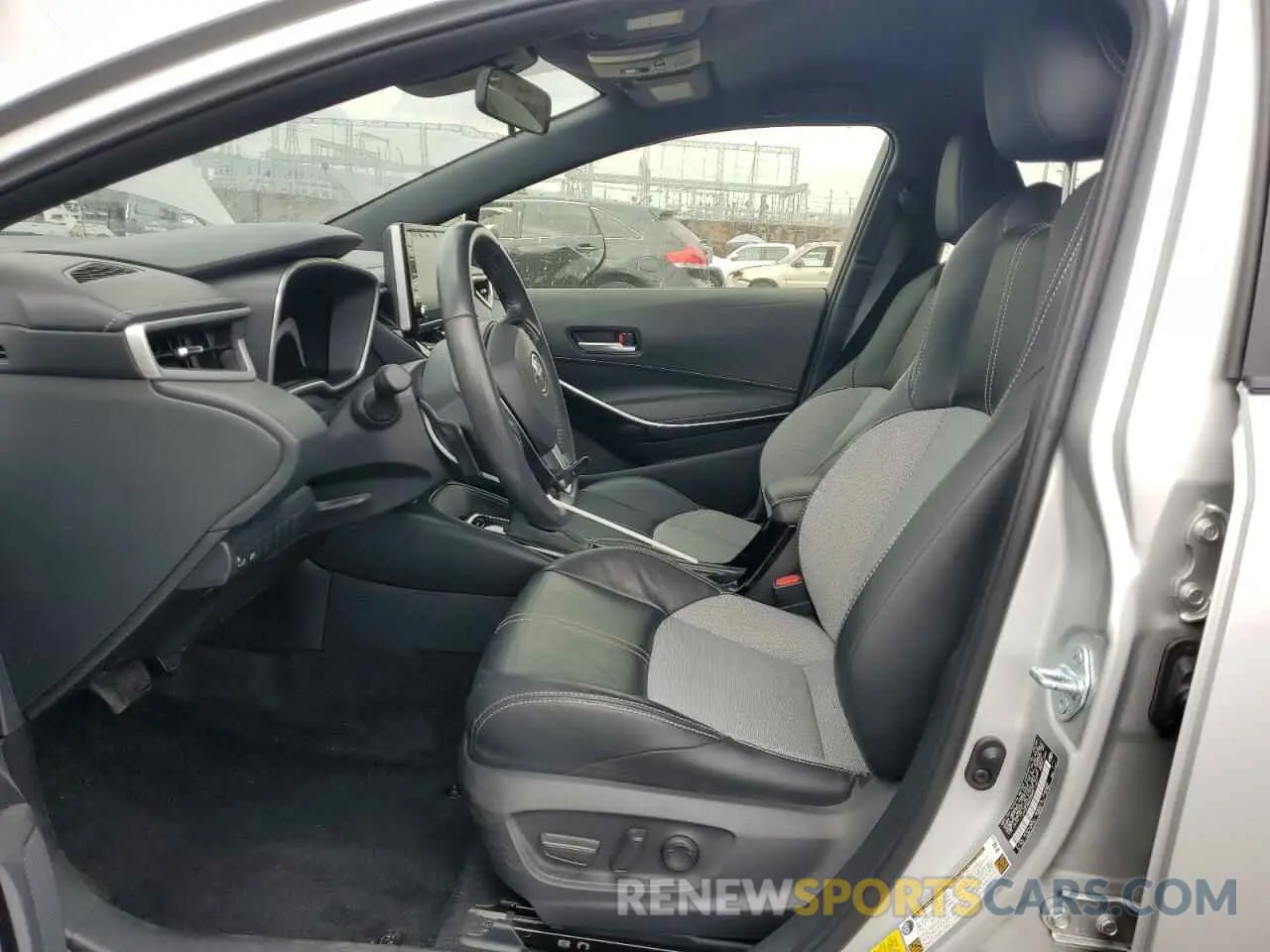 7 fotografías del automóvil dañado JTNC4MBE2M3111621 TOYOTA COROLLA 2021