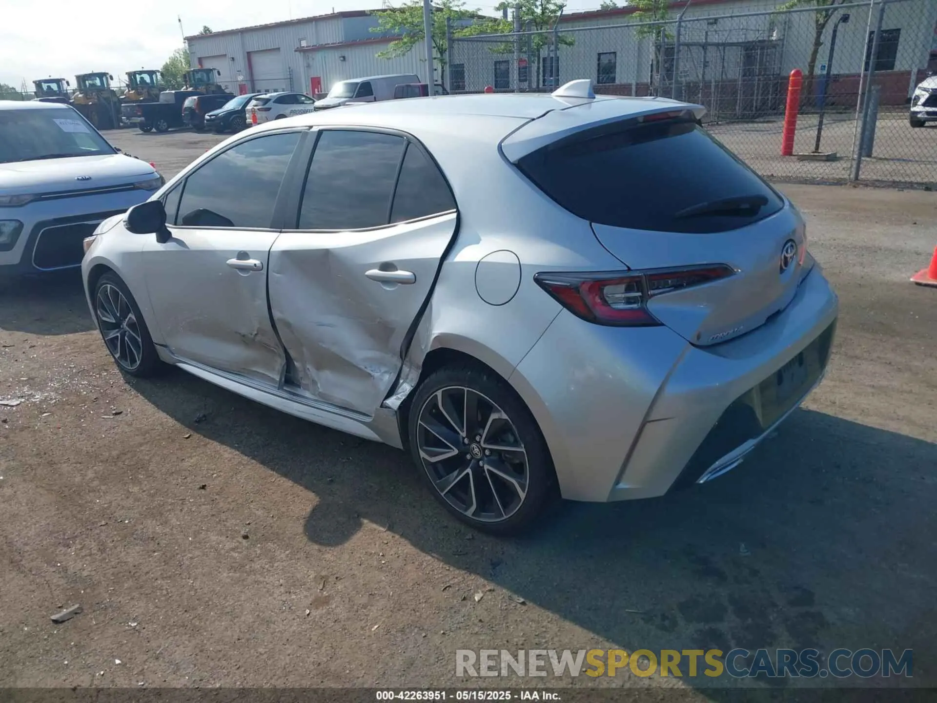 3 fotografías del automóvil dañado JTNC4MBE4M3118702 TOYOTA COROLLA 2021