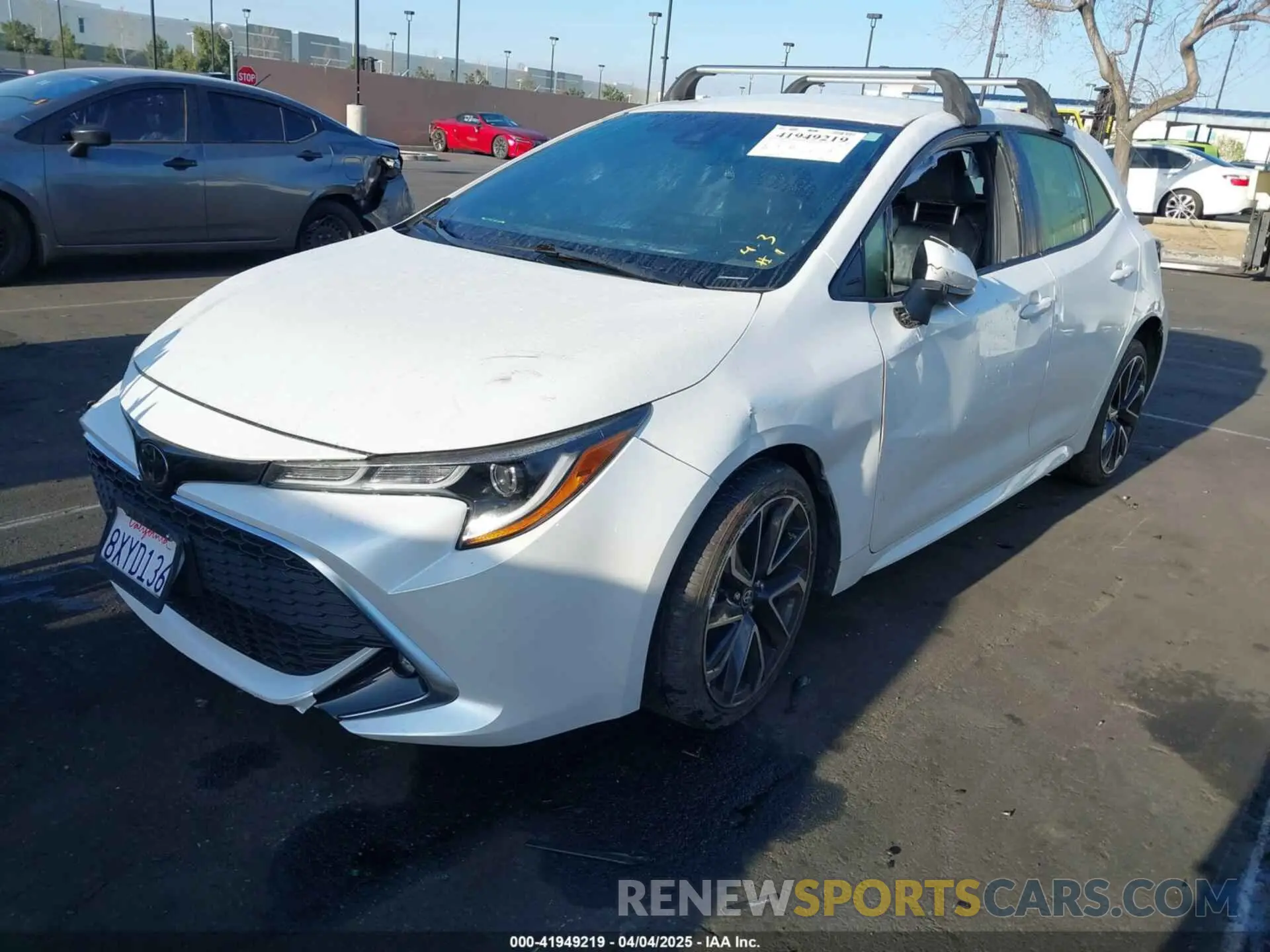 2 fotografías del automóvil dañado JTNC4MBE5M3146928 TOYOTA COROLLA 2021