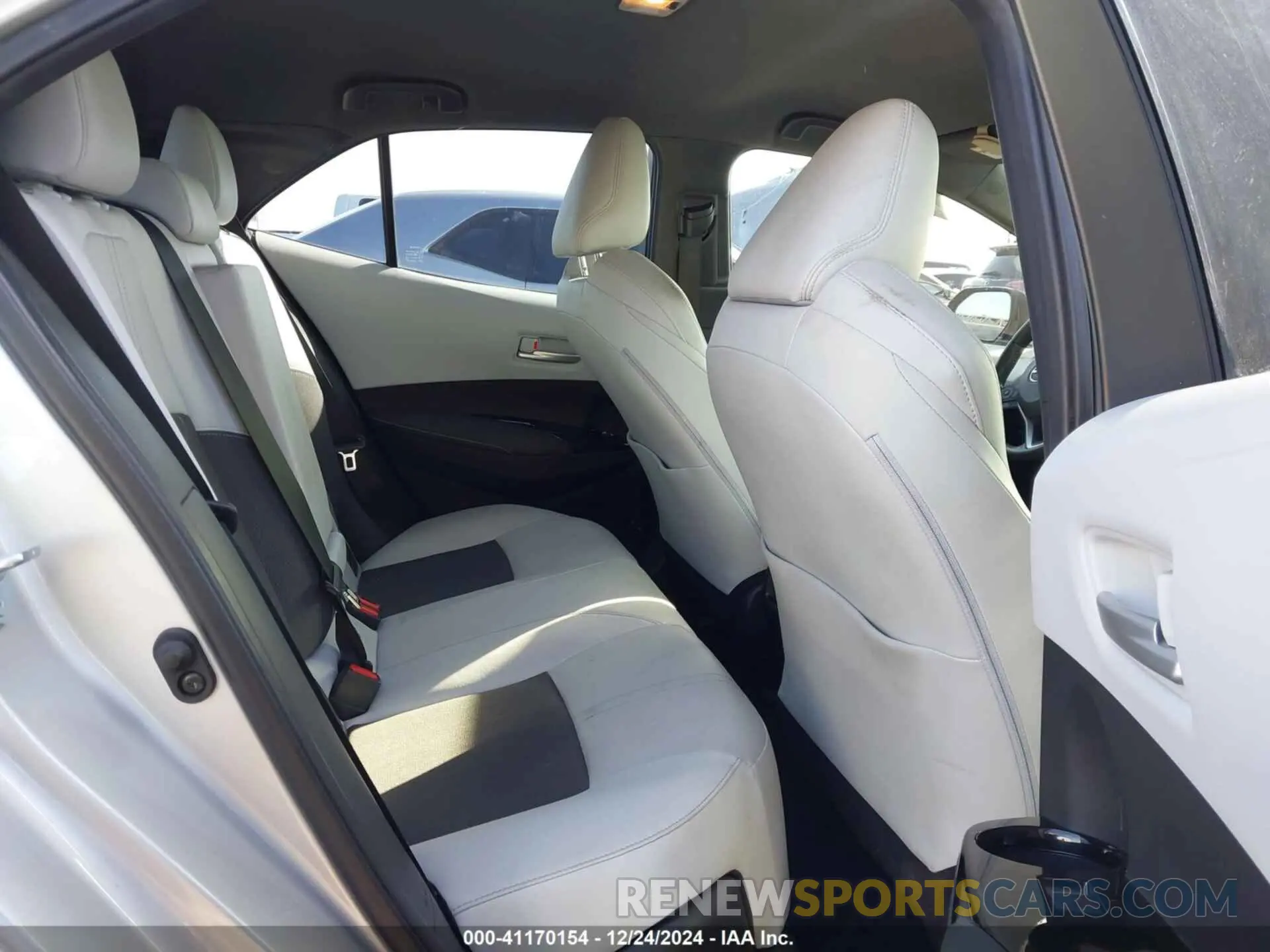 8 fotografías del automóvil dañado JTNC4MBE6M3137994 TOYOTA COROLLA 2021