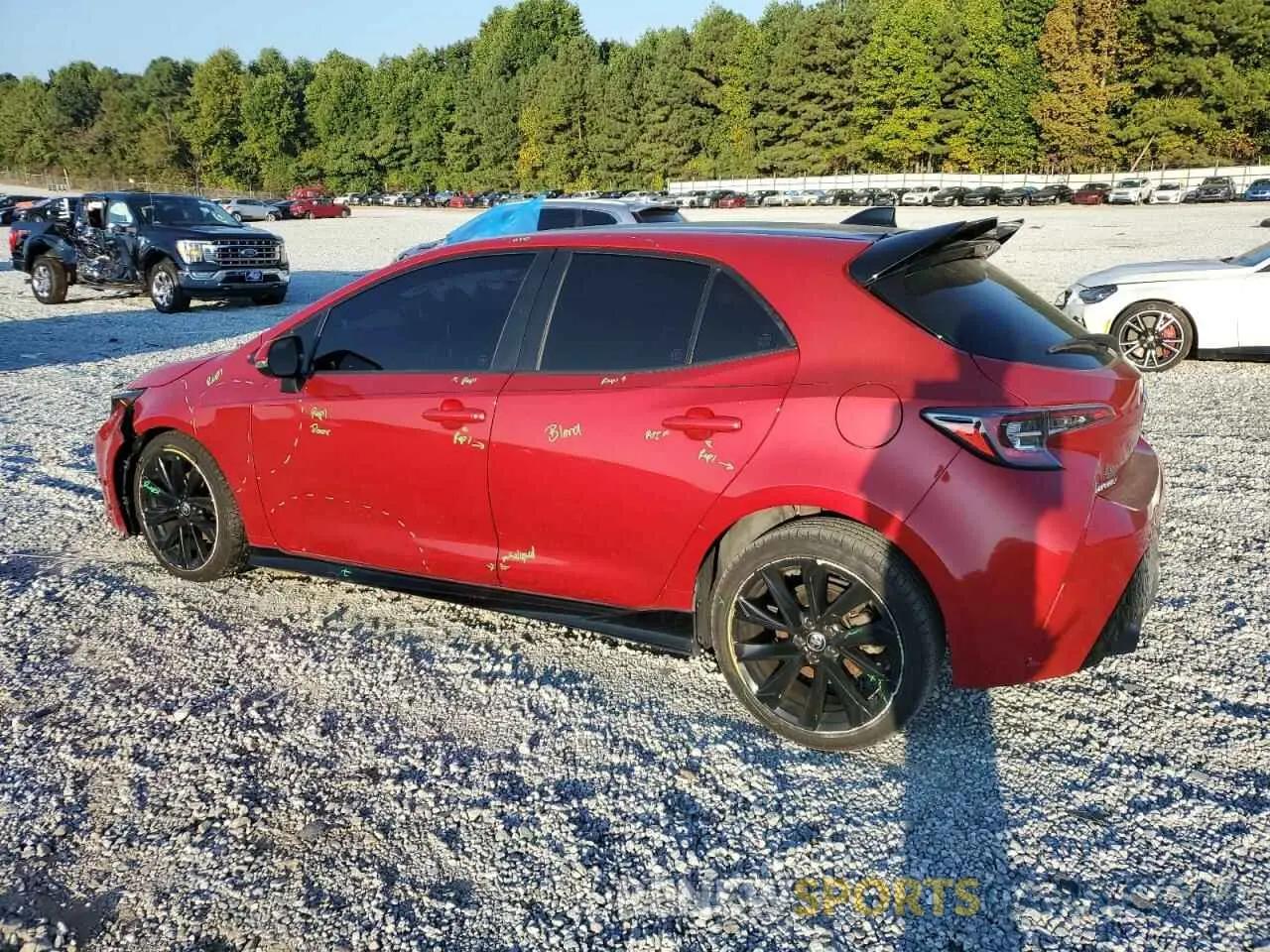 2 fotografías del automóvil dañado JTND4MBE1M3109041 TOYOTA COROLLA 2021