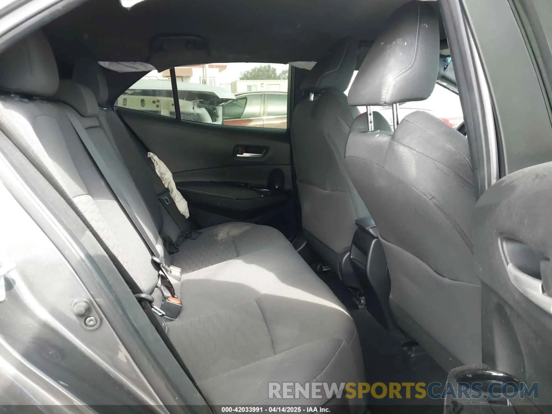 8 fotografías del automóvil dañado JTND4MBE3M3127668 TOYOTA COROLLA 2021