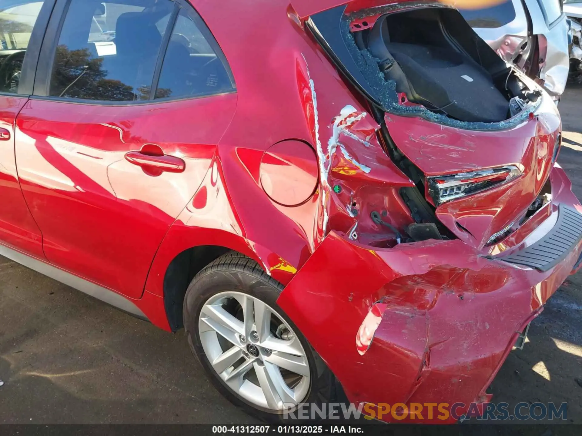 12 fotografías del automóvil dañado JTND4MBE4M3129963 TOYOTA COROLLA 2021