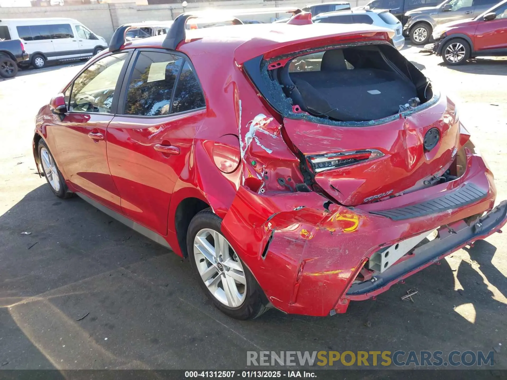 3 fotografías del automóvil dañado JTND4MBE4M3129963 TOYOTA COROLLA 2021