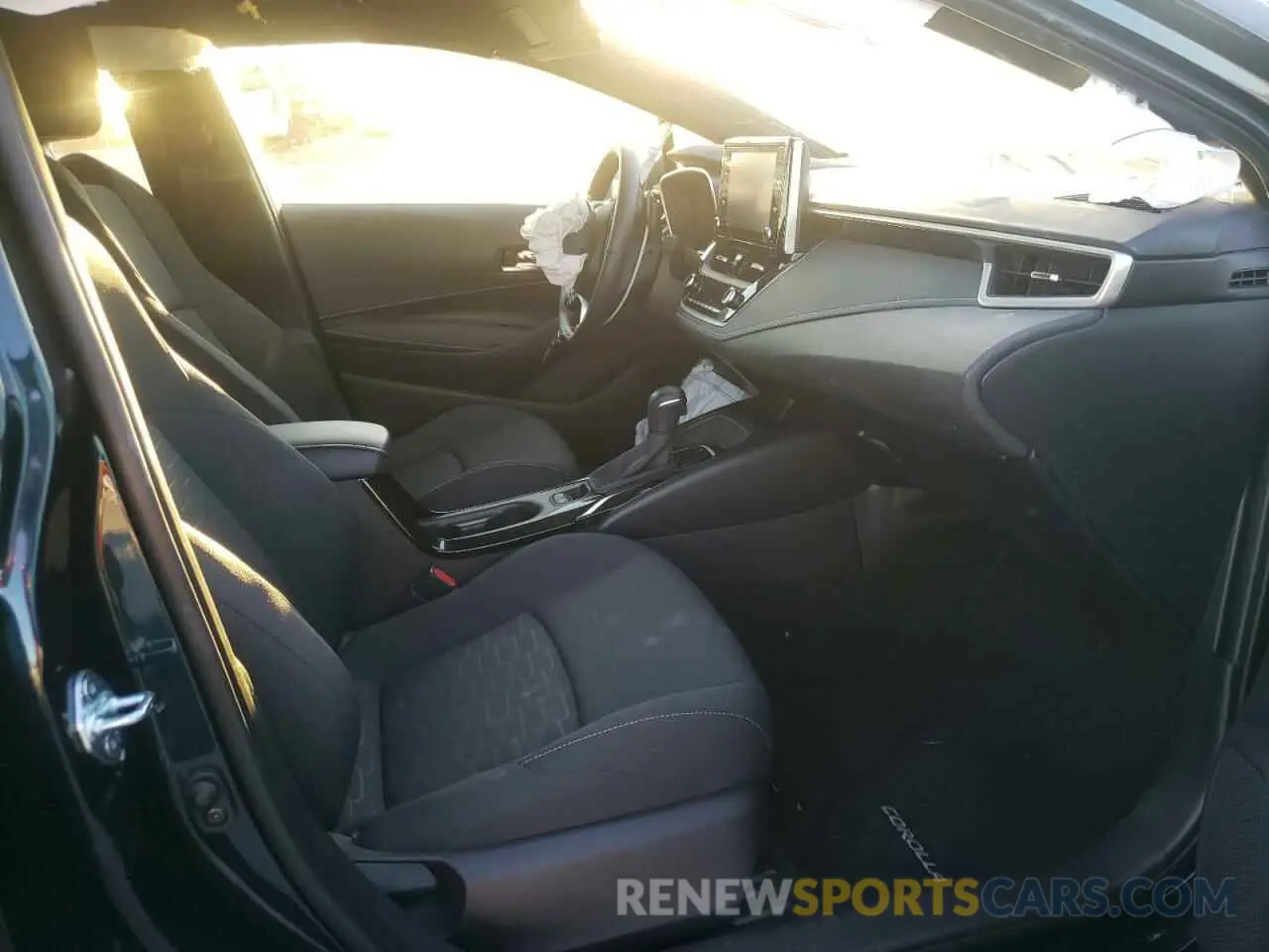 5 fotografías del automóvil dañado JTND4MBE6M3128572 TOYOTA COROLLA 2021
