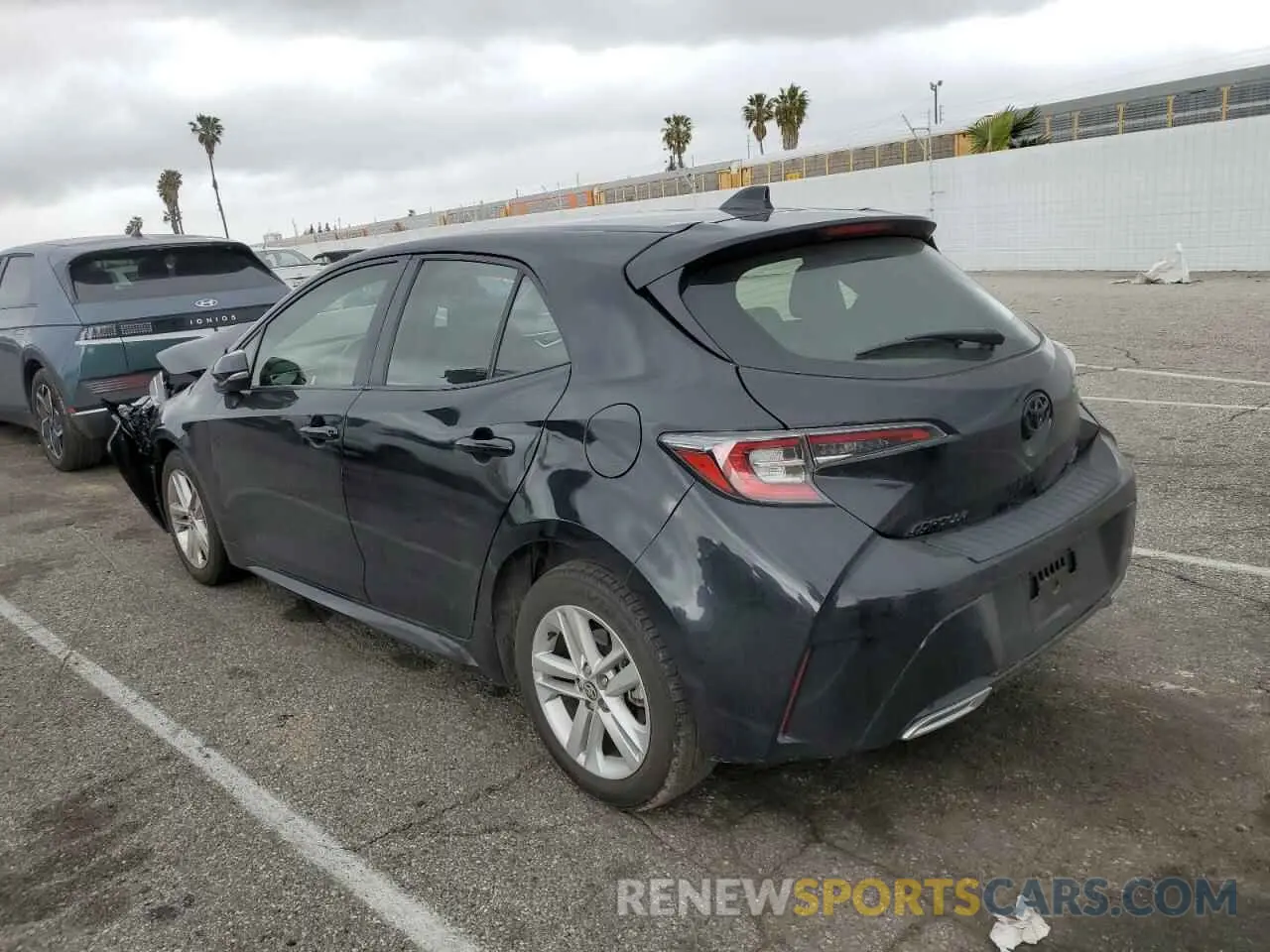 2 fotografías del automóvil dañado JTND4MBE7M3114518 TOYOTA COROLLA 2021