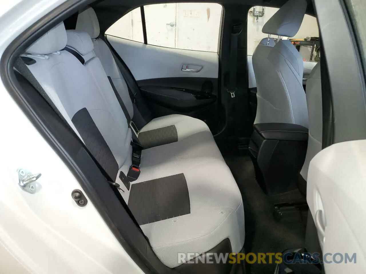 10 fotografías del automóvil dañado JTND4MBE8M3113393 TOYOTA COROLLA 2021
