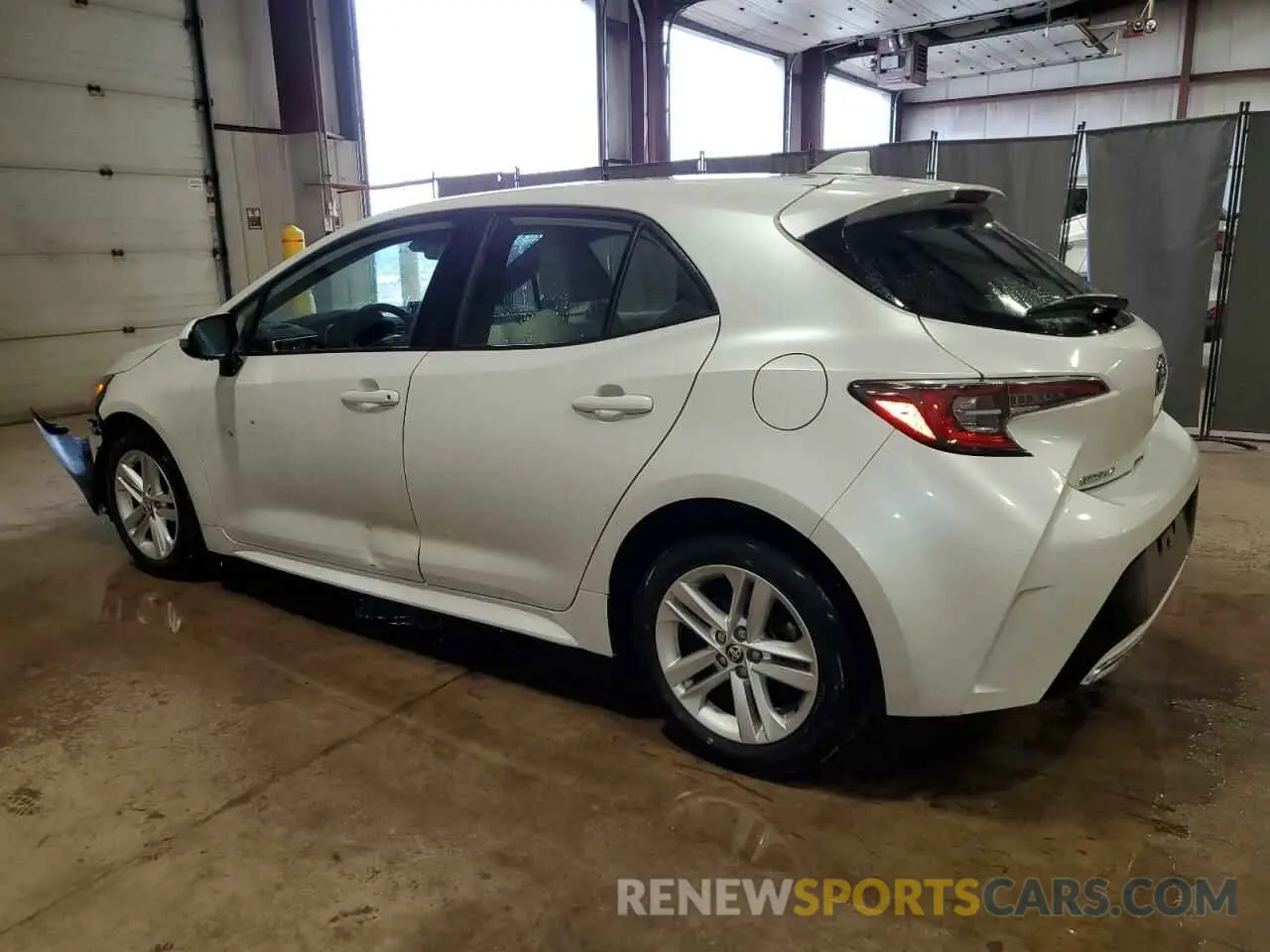 2 fotografías del automóvil dañado JTND4MBE8M3113393 TOYOTA COROLLA 2021