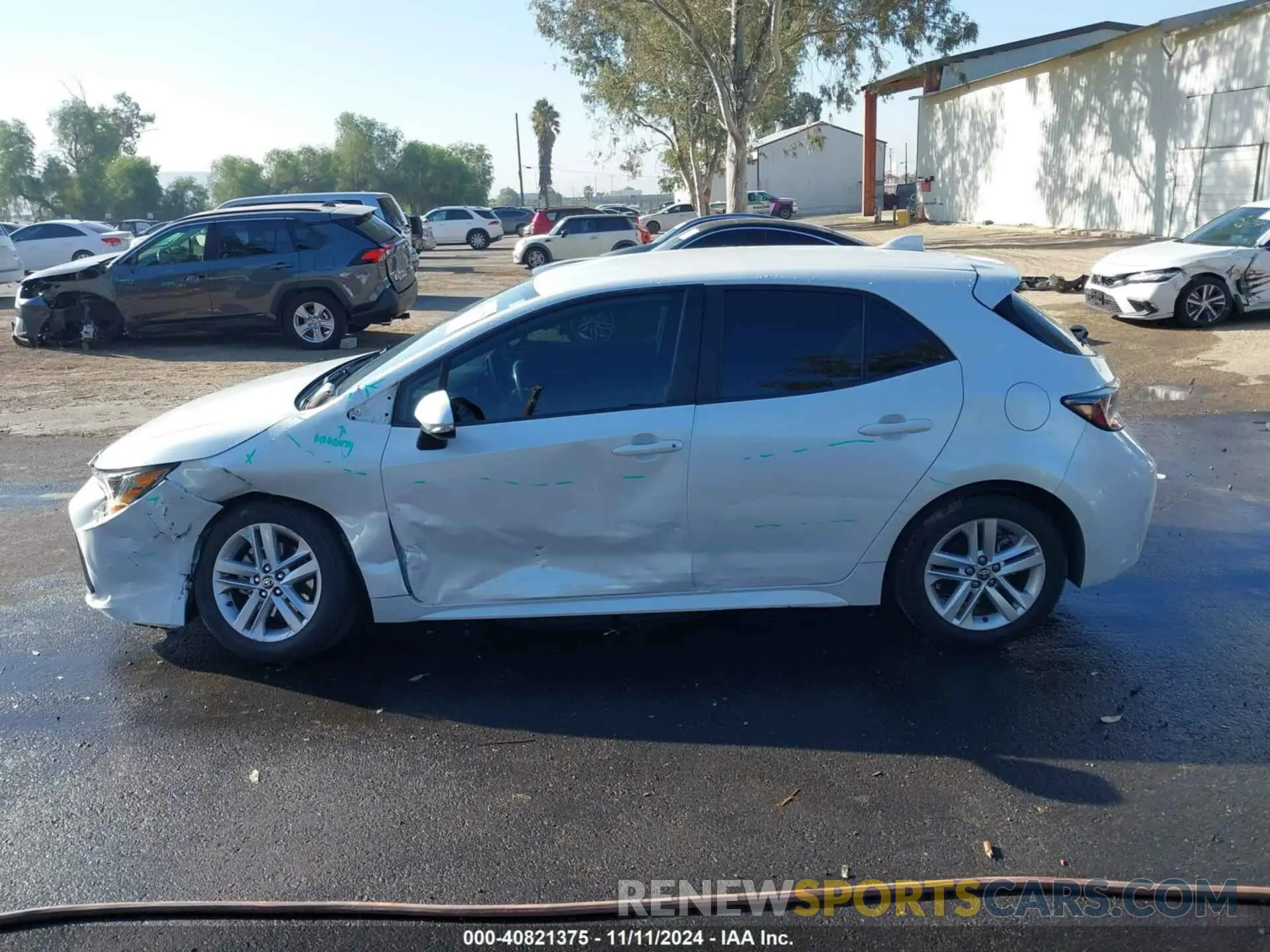 14 fotografías del automóvil dañado JTND4MBE9M3107957 TOYOTA COROLLA 2021