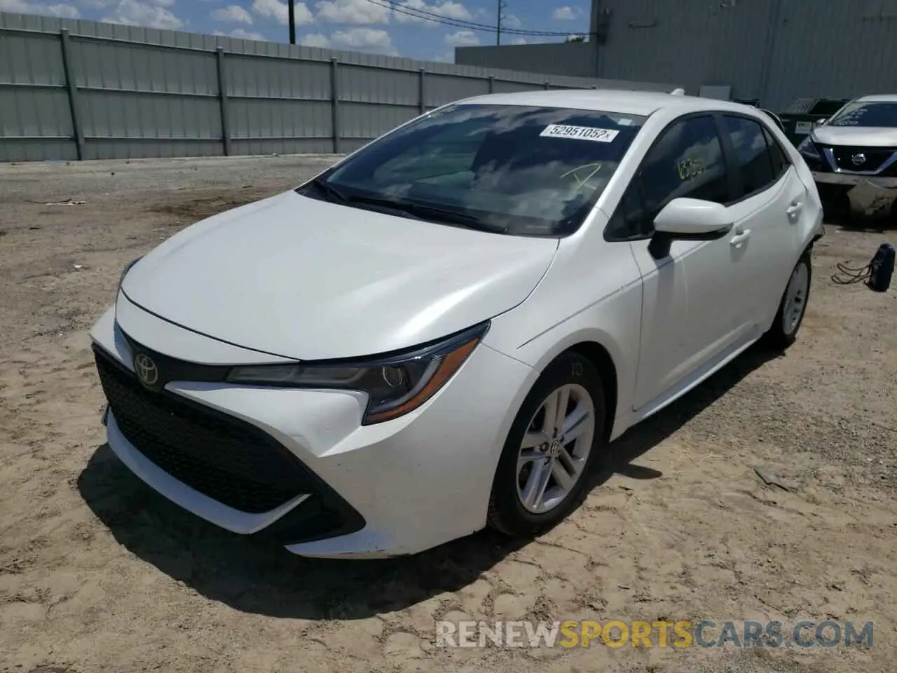 2 fotografías del automóvil dañado JTND4MBE9M3124659 TOYOTA COROLLA 2021