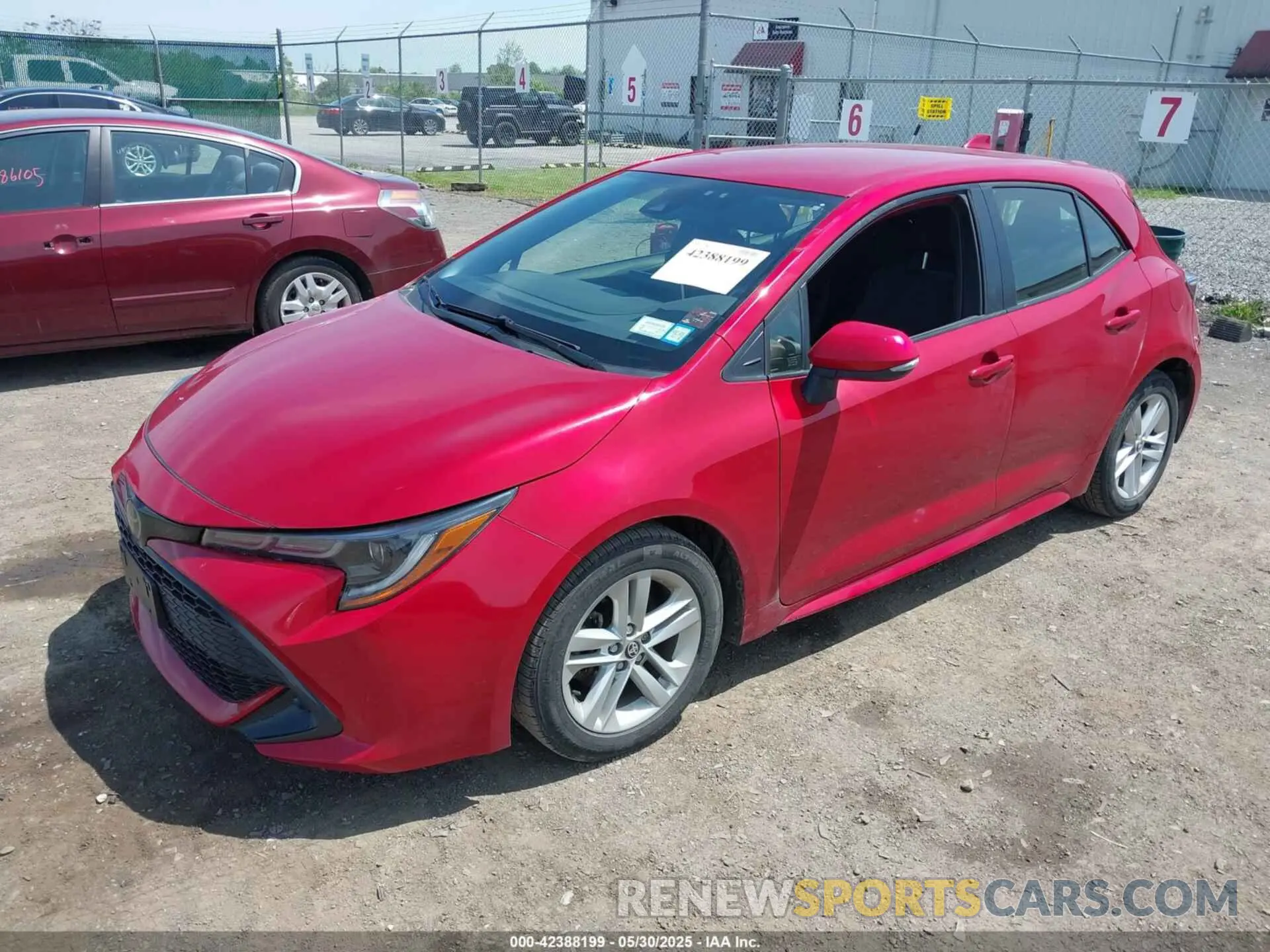 2 fotografías del automóvil dañado JTND4MBEXM3138358 TOYOTA COROLLA 2021