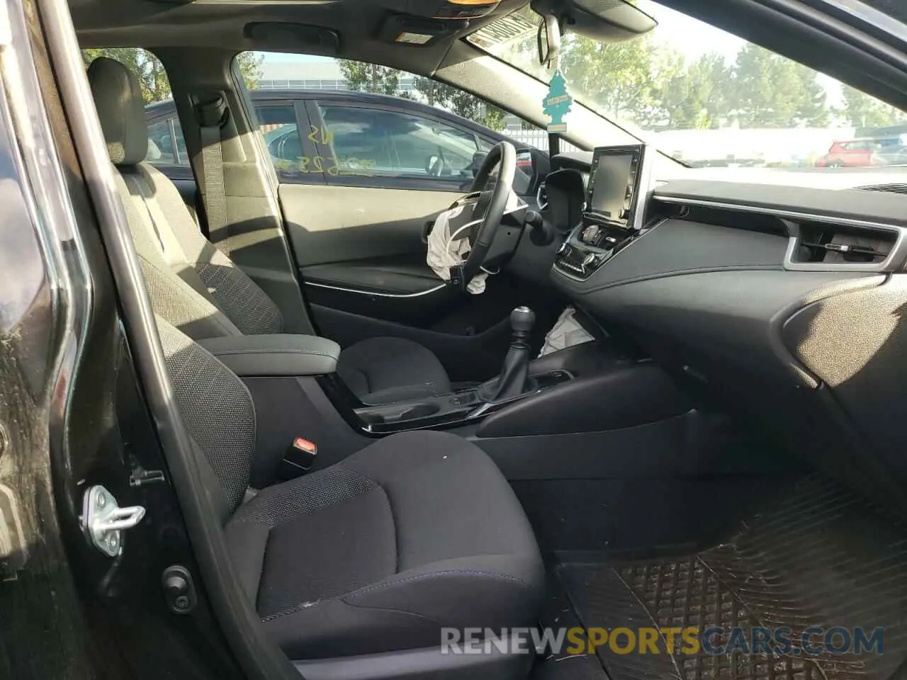 5 fotografías del automóvil dañado 5YFB4MBE8NP099306 TOYOTA COROLLA 2022