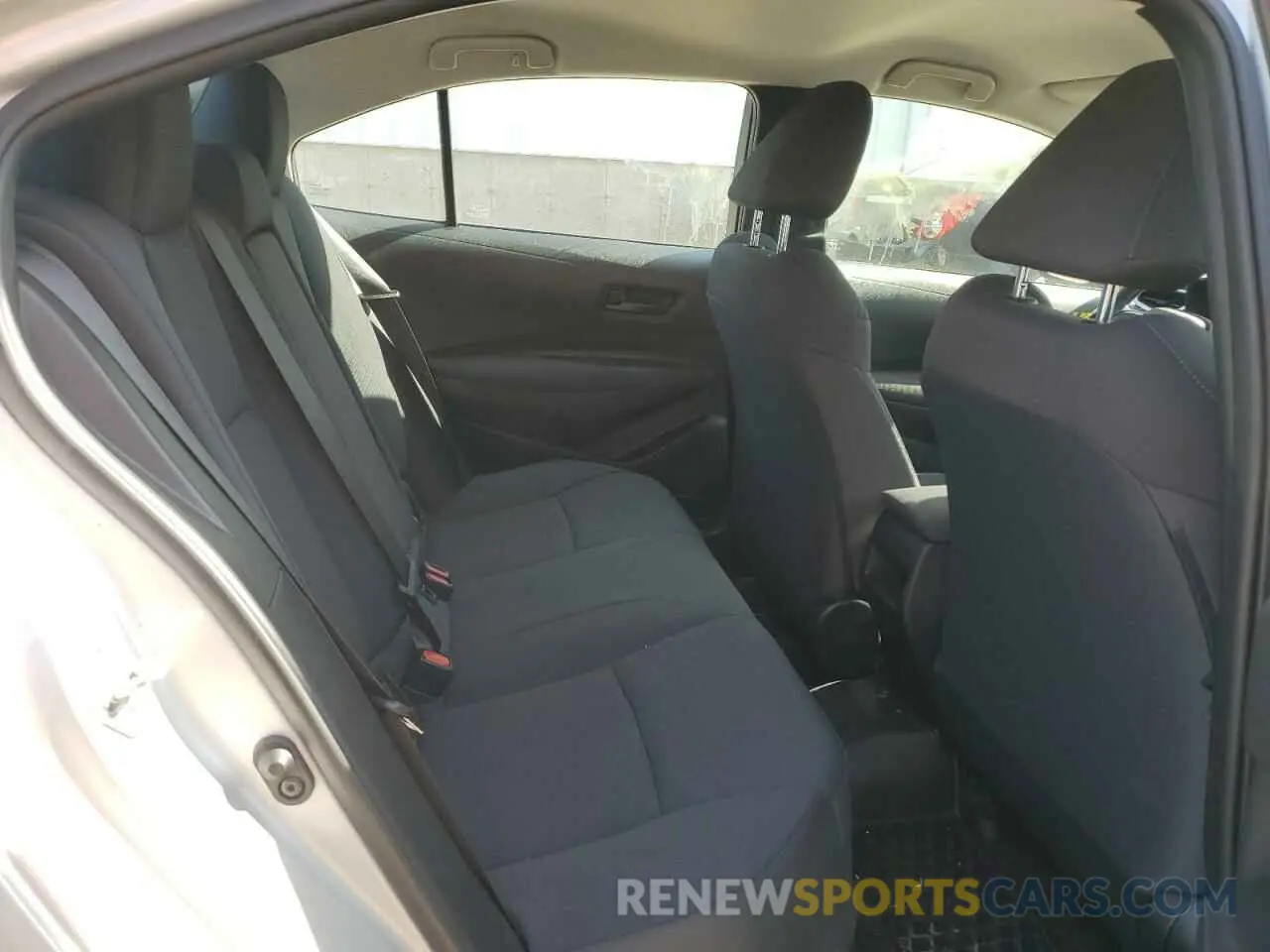 10 fotografías del automóvil dañado 5YFBPMBE8NP321883 TOYOTA COROLLA 2022