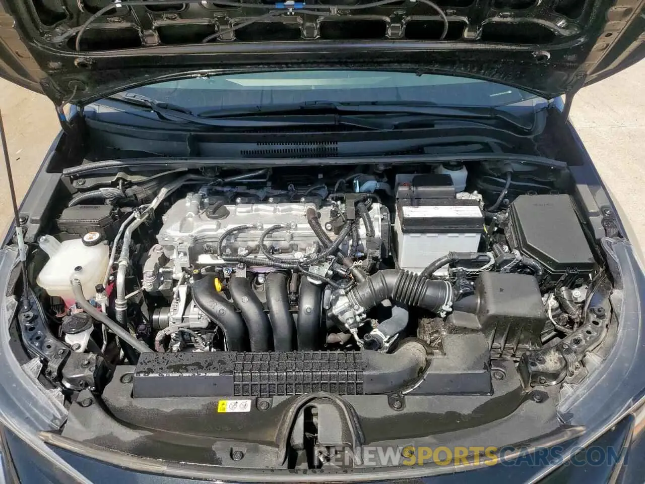 11 fotografías del automóvil dañado 5YFDPMAE2NP380213 TOYOTA COROLLA 2022