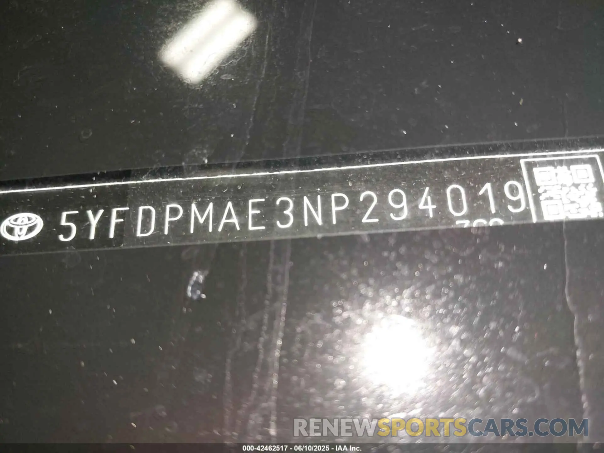 17 fotografías del automóvil dañado 5YFDPMAE3NP294019 TOYOTA COROLLA 2022