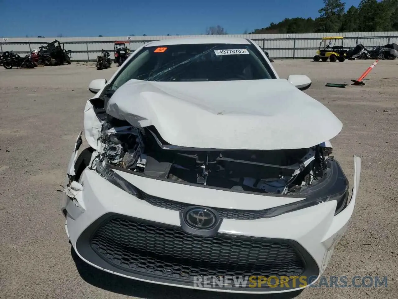 5 fotografías del automóvil dañado 5YFDPMAE5NP280607 TOYOTA COROLLA 2022