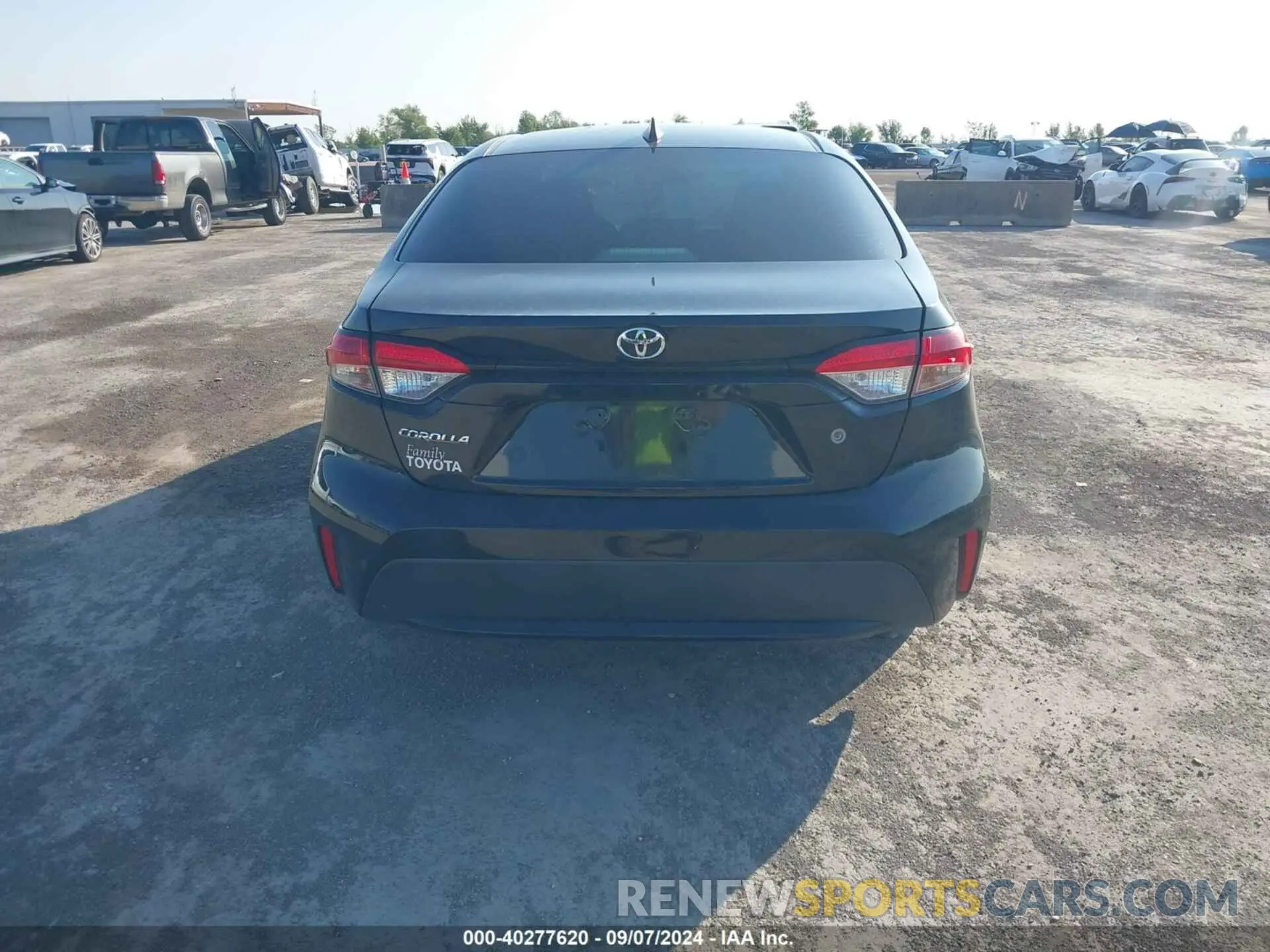 16 fotografías del automóvil dañado 5YFDPMAE7NP389442 TOYOTA COROLLA 2022
