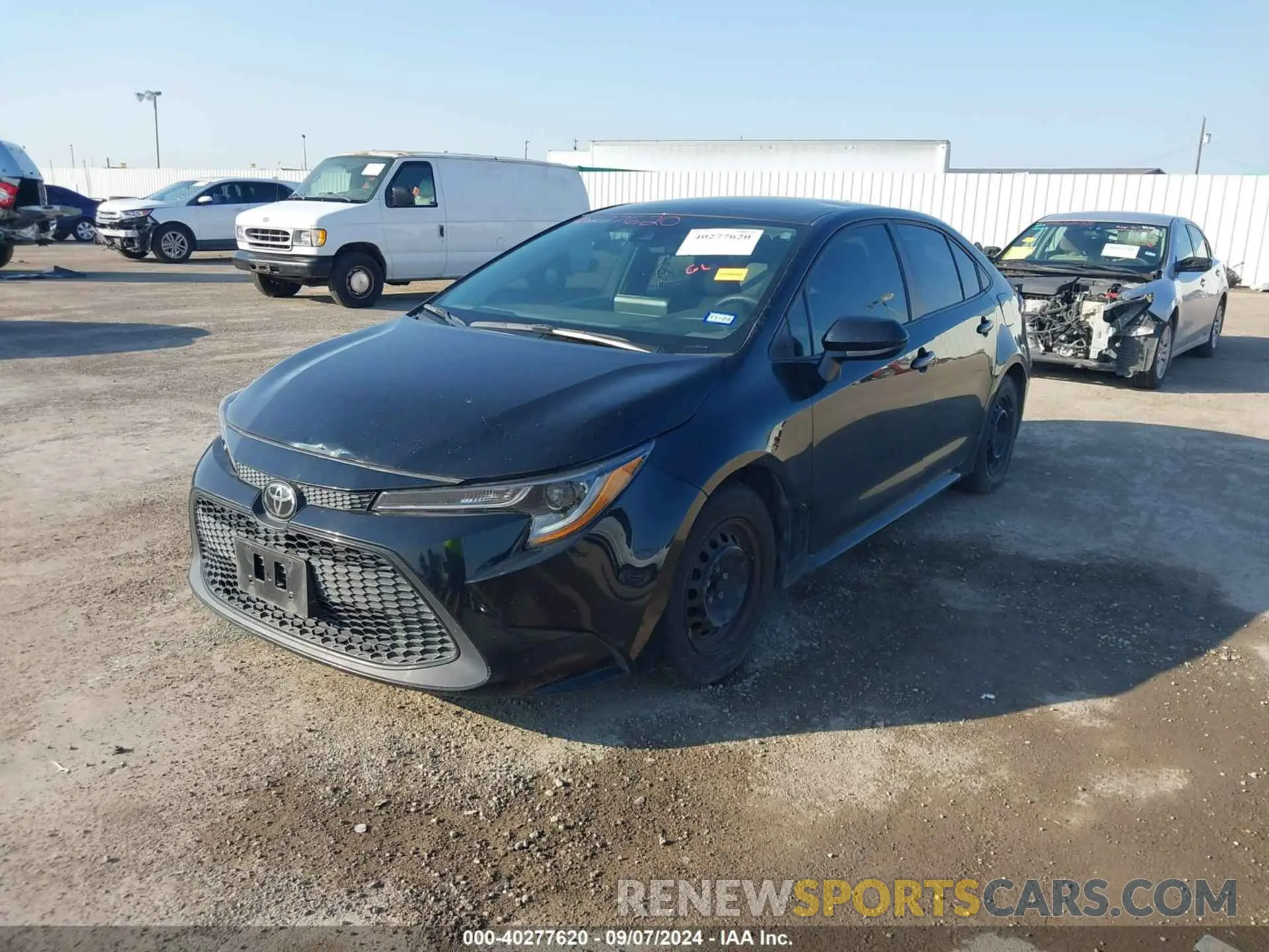 2 fotografías del automóvil dañado 5YFDPMAE7NP389442 TOYOTA COROLLA 2022