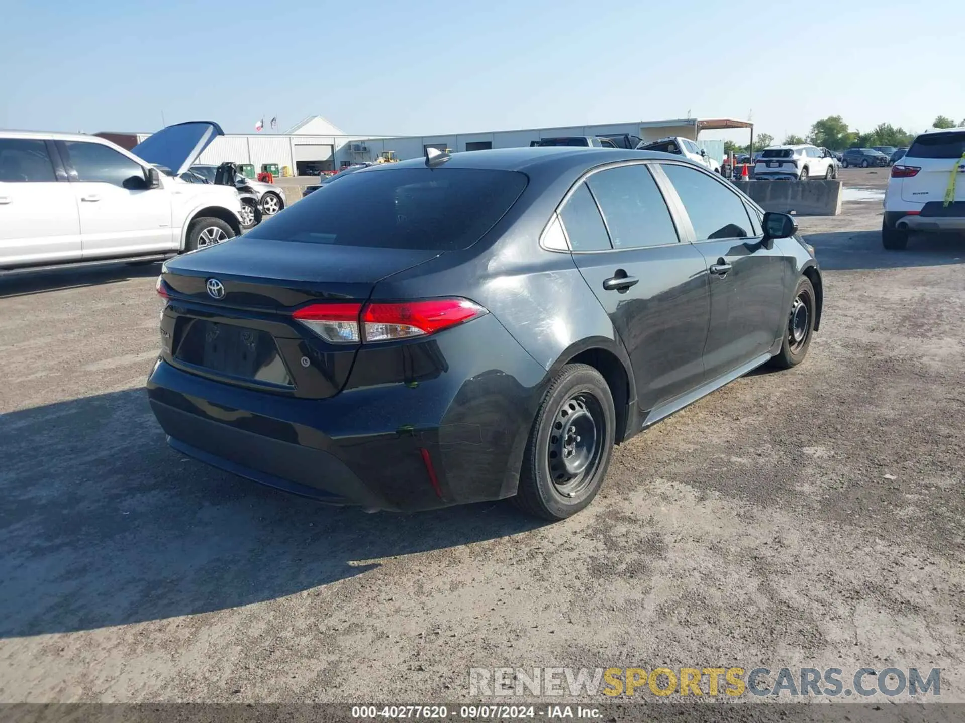 4 fotografías del automóvil dañado 5YFDPMAE7NP389442 TOYOTA COROLLA 2022