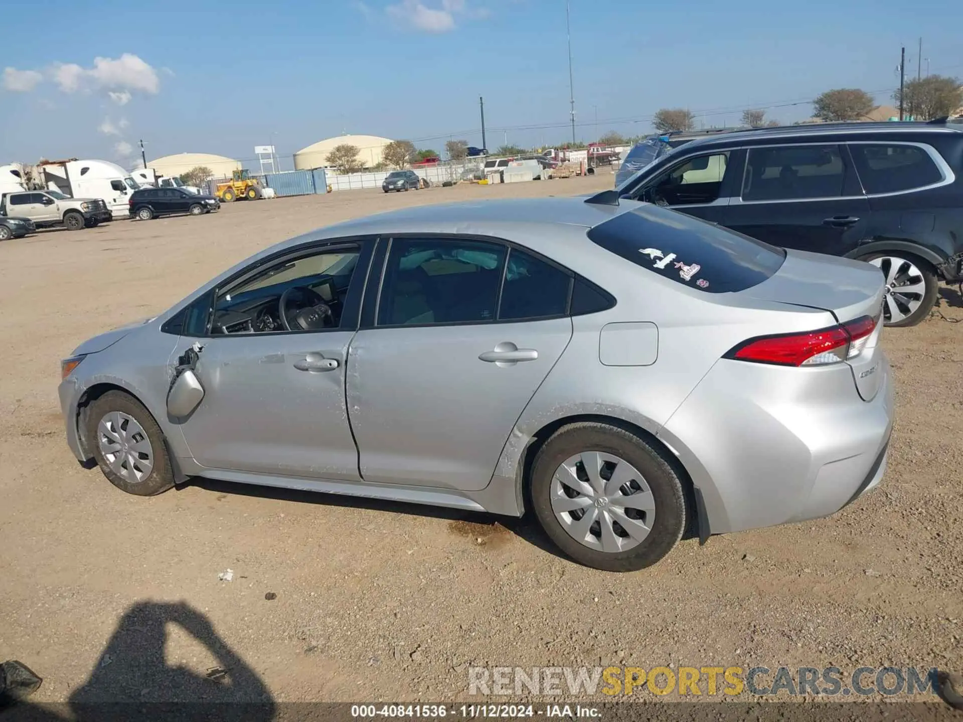 14 fotografías del automóvil dañado 5YFDPMAEXNP374630 TOYOTA COROLLA 2022