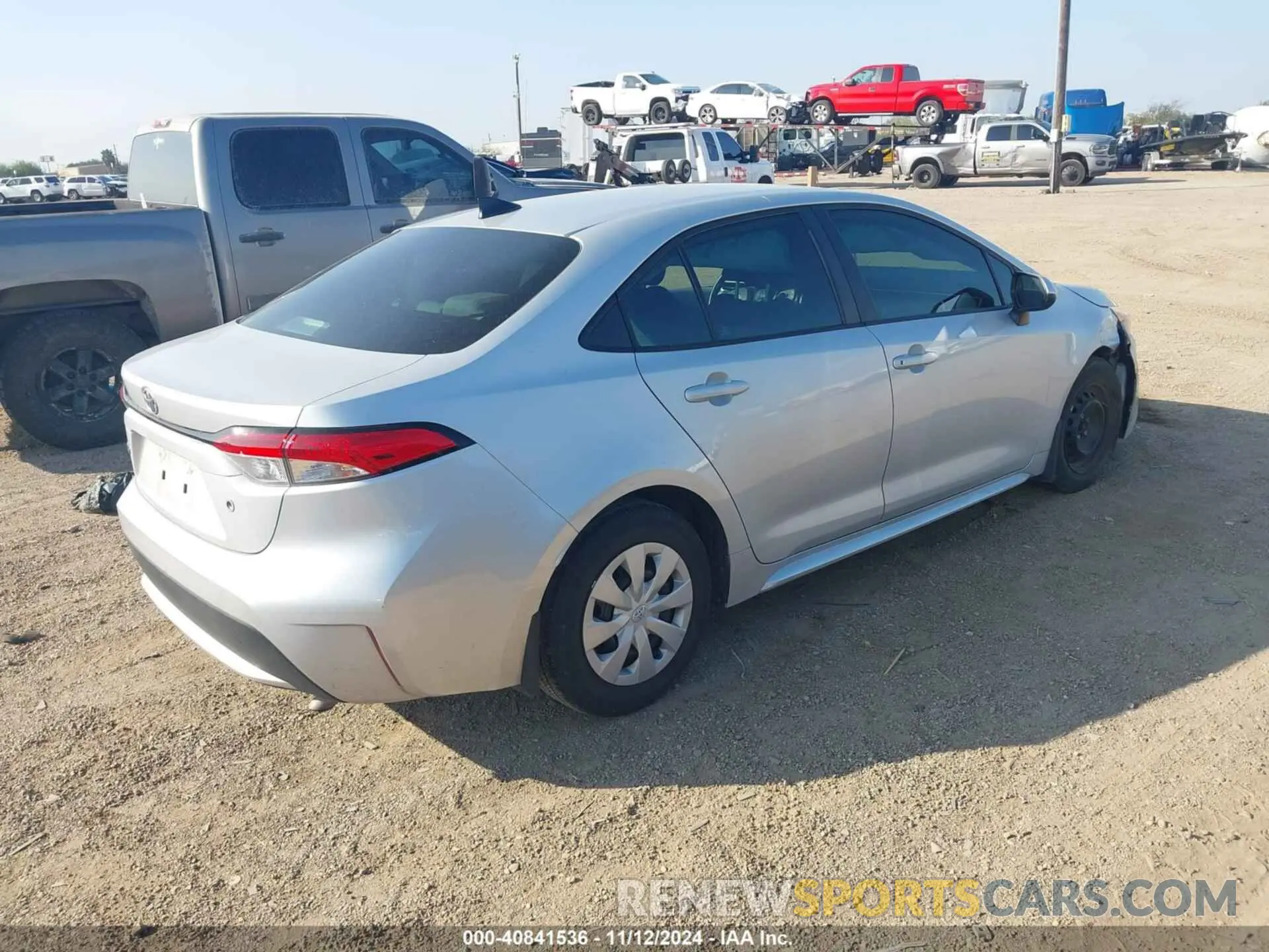4 fotografías del automóvil dañado 5YFDPMAEXNP374630 TOYOTA COROLLA 2022