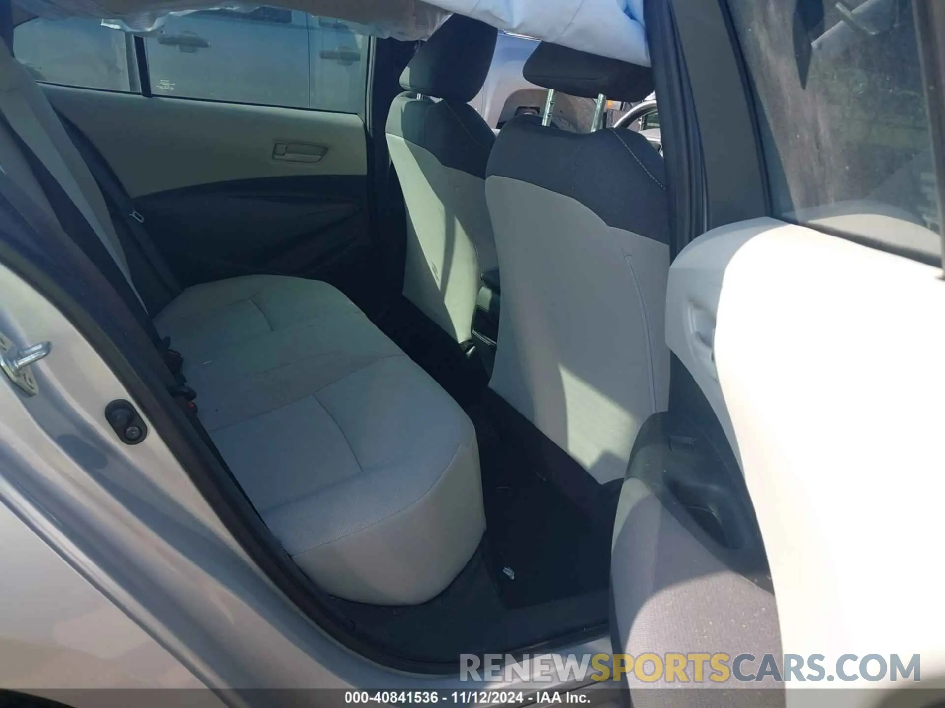 8 fotografías del automóvil dañado 5YFDPMAEXNP374630 TOYOTA COROLLA 2022