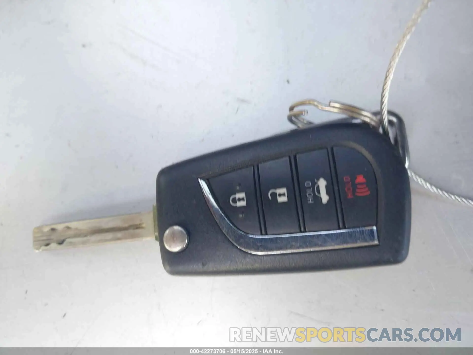 11 fotografías del automóvil dañado 5YFEPMAE0NP272614 TOYOTA COROLLA 2022