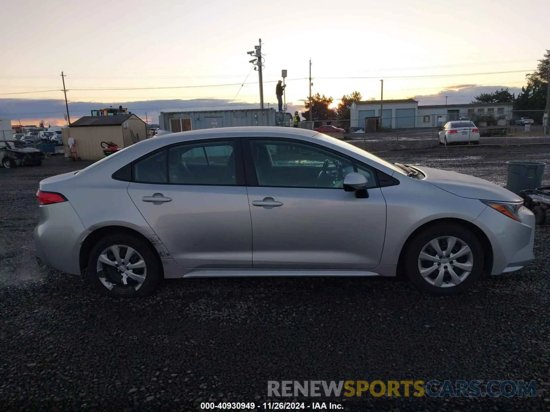 13 fotografías del automóvil dañado 5YFEPMAE0NP275562 TOYOTA COROLLA 2022