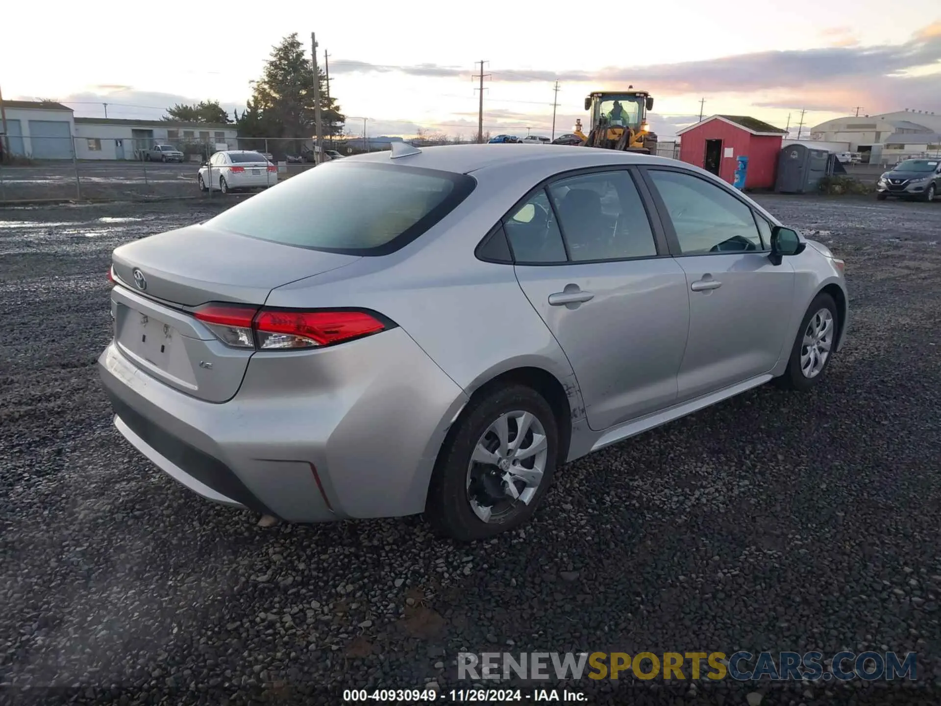 4 fotografías del automóvil dañado 5YFEPMAE0NP275562 TOYOTA COROLLA 2022