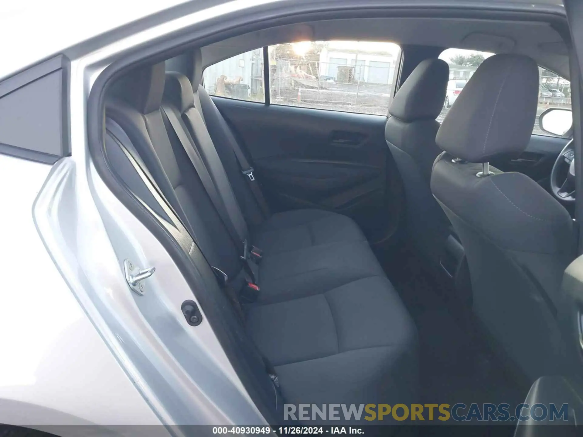 8 fotografías del automóvil dañado 5YFEPMAE0NP275562 TOYOTA COROLLA 2022