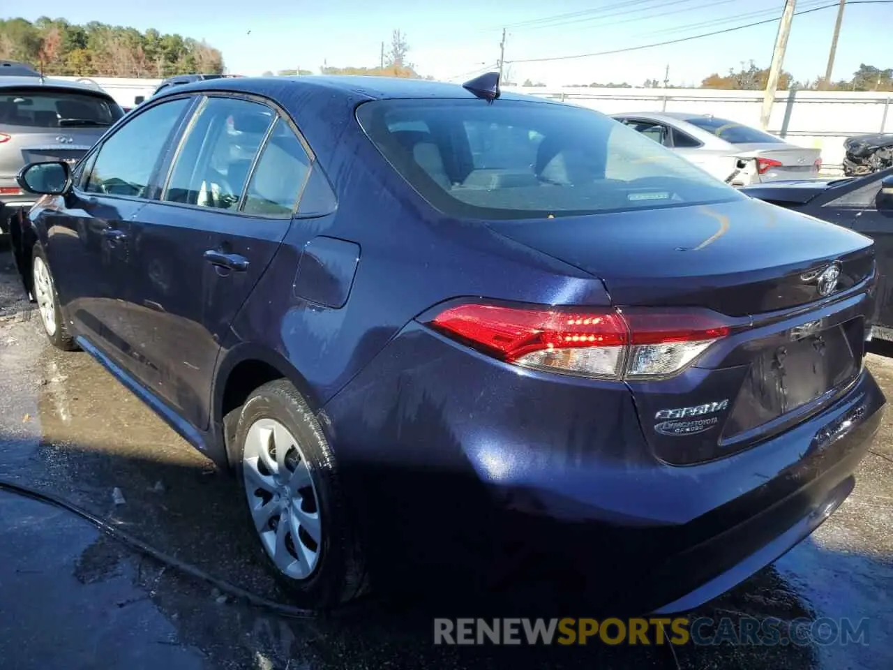 2 fotografías del automóvil dañado 5YFEPMAE0NP278722 TOYOTA COROLLA 2022