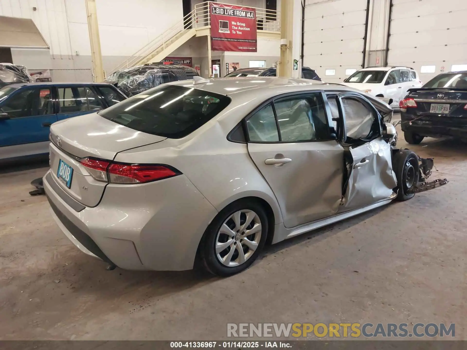 4 fotografías del automóvil dañado 5YFEPMAE0NP301996 TOYOTA COROLLA 2022