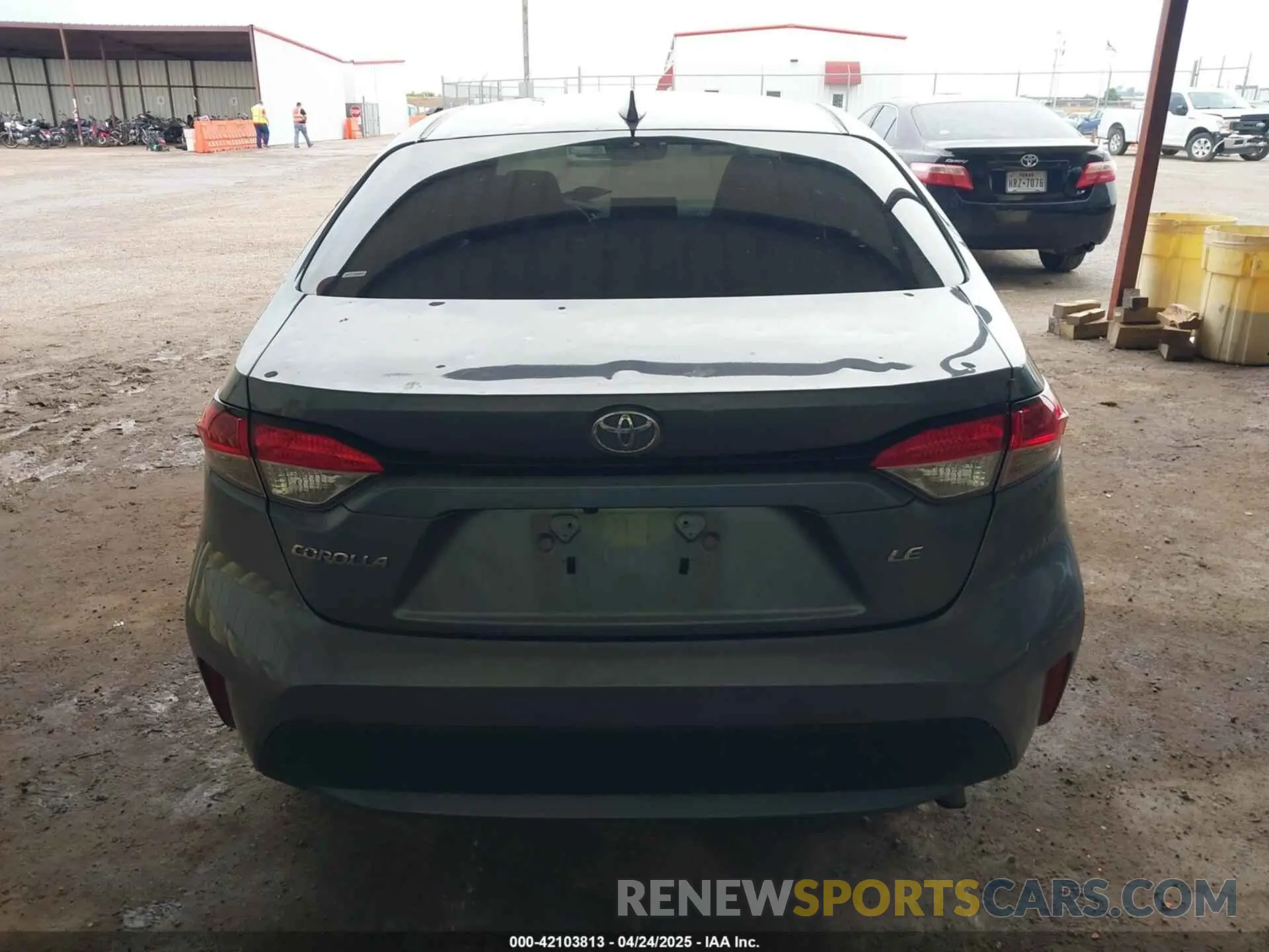 16 fotografías del automóvil dañado 5YFEPMAE0NP322542 TOYOTA COROLLA 2022