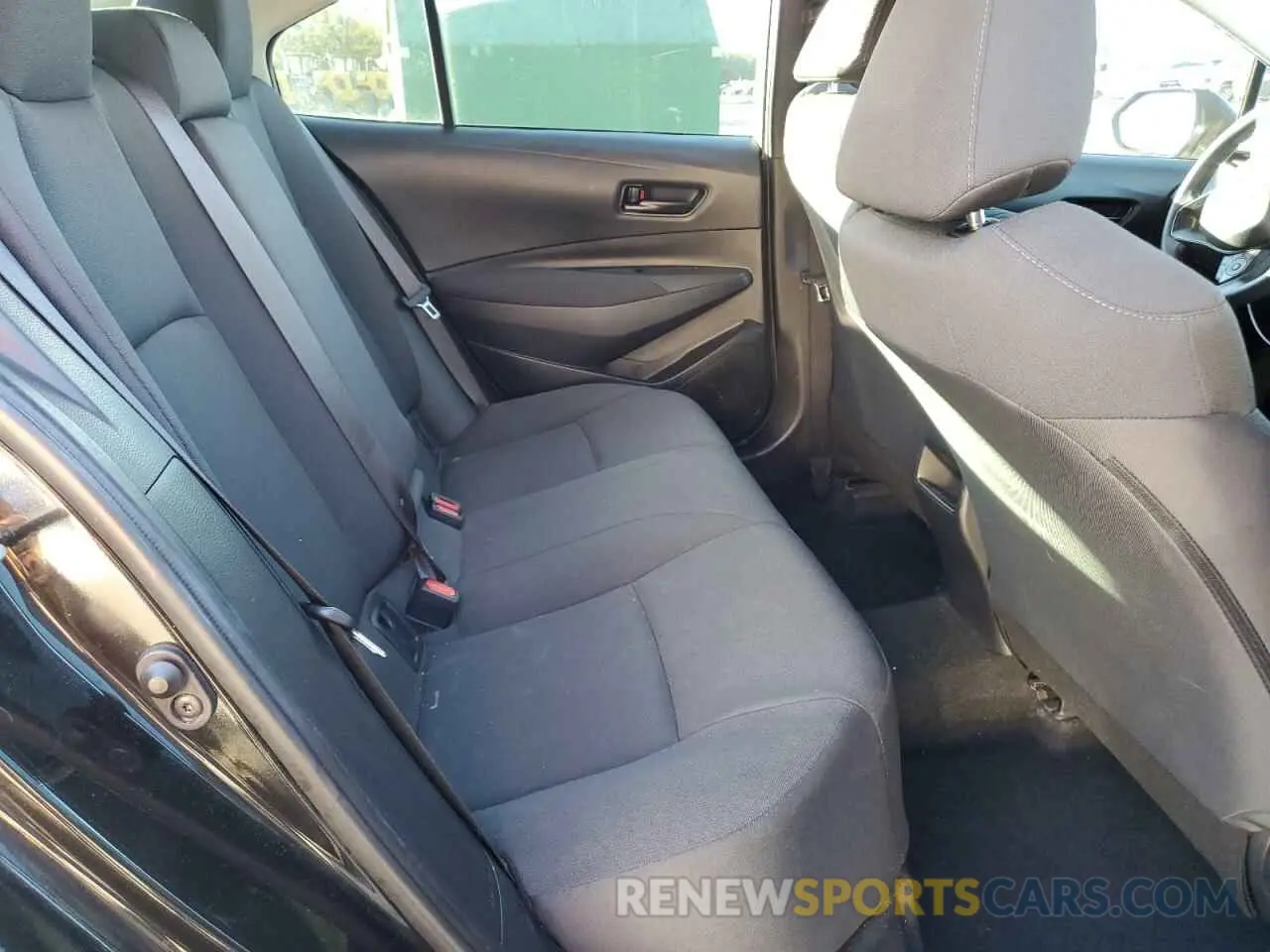 10 fotografías del automóvil dañado 5YFEPMAE0NP336134 TOYOTA COROLLA 2022