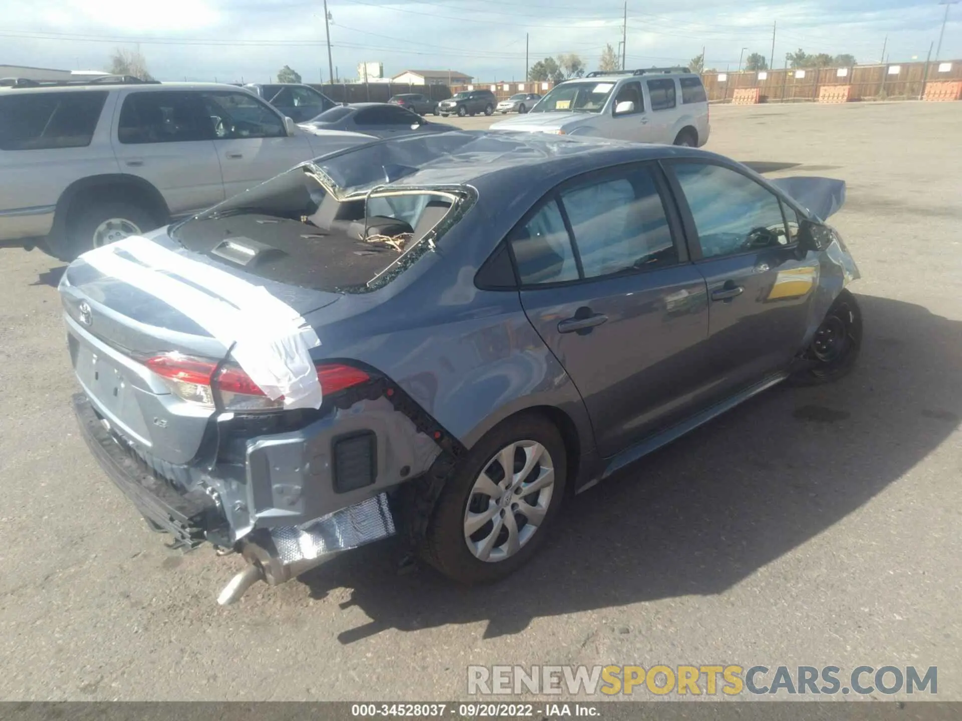 4 fotografías del automóvil dañado 5YFEPMAE0NP341754 TOYOTA COROLLA 2022