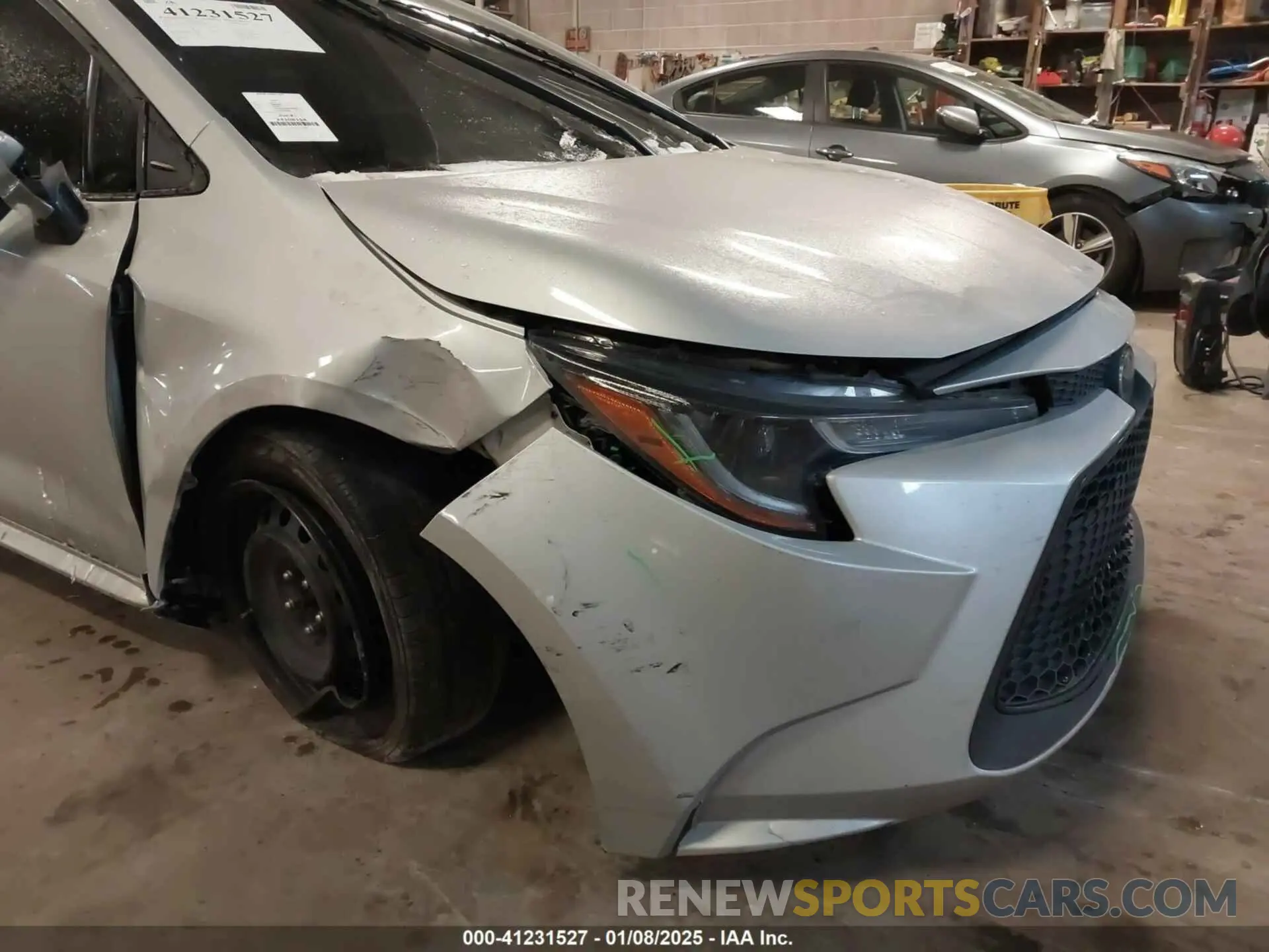 20 fotografías del automóvil dañado 5YFEPMAE0NP347683 TOYOTA COROLLA 2022