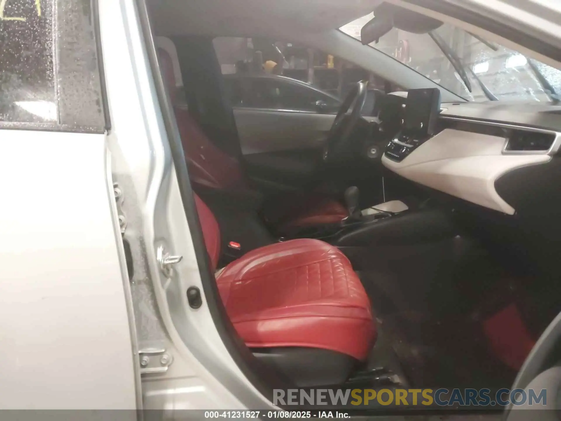 5 fotografías del automóvil dañado 5YFEPMAE0NP347683 TOYOTA COROLLA 2022
