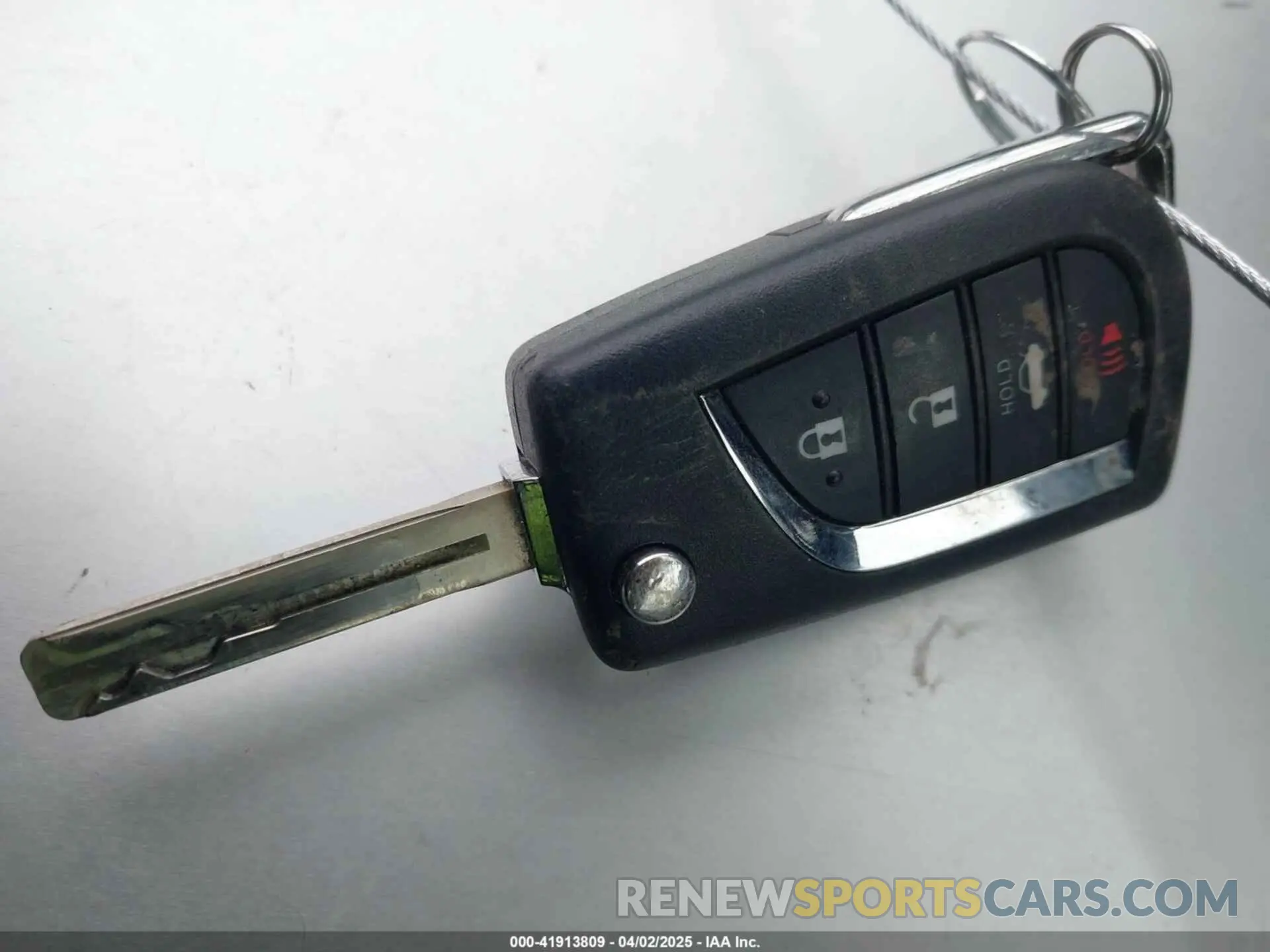 11 fotografías del automóvil dañado 5YFEPMAE0NP361826 TOYOTA COROLLA 2022