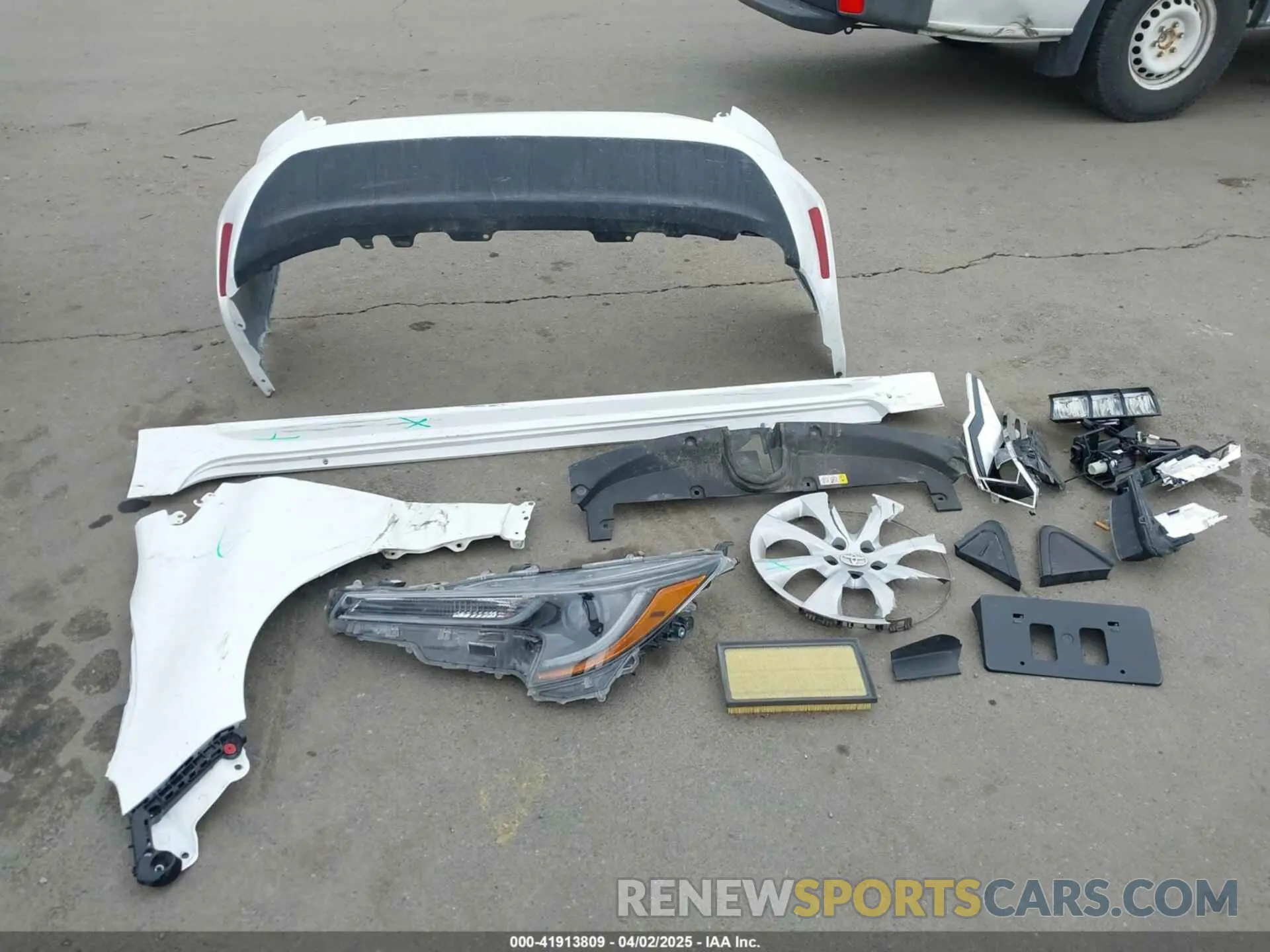 12 fotografías del automóvil dañado 5YFEPMAE0NP361826 TOYOTA COROLLA 2022