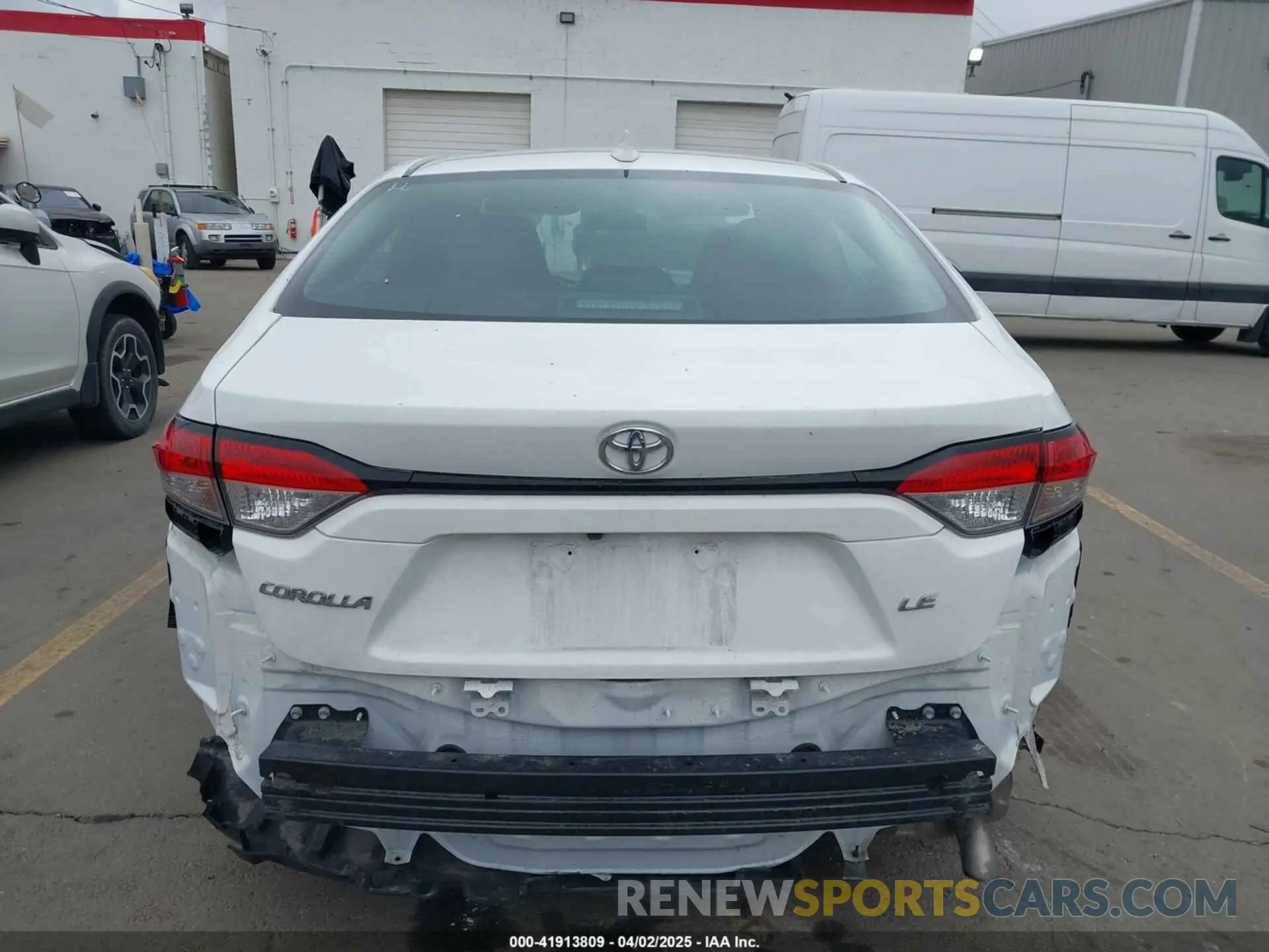 17 fotografías del automóvil dañado 5YFEPMAE0NP361826 TOYOTA COROLLA 2022