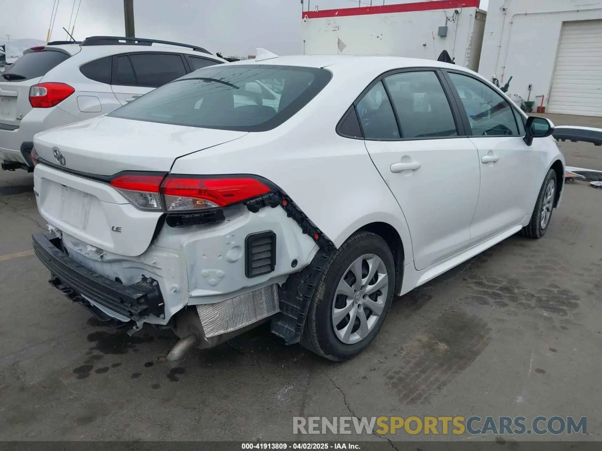 4 fotografías del automóvil dañado 5YFEPMAE0NP361826 TOYOTA COROLLA 2022