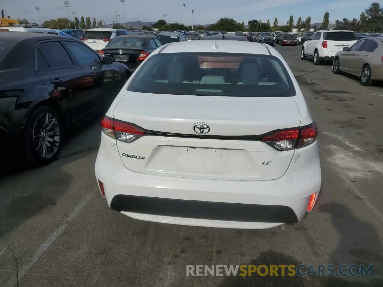 6 fotografías del automóvil dañado 5YFEPMAE1NP318208 TOYOTA COROLLA 2022