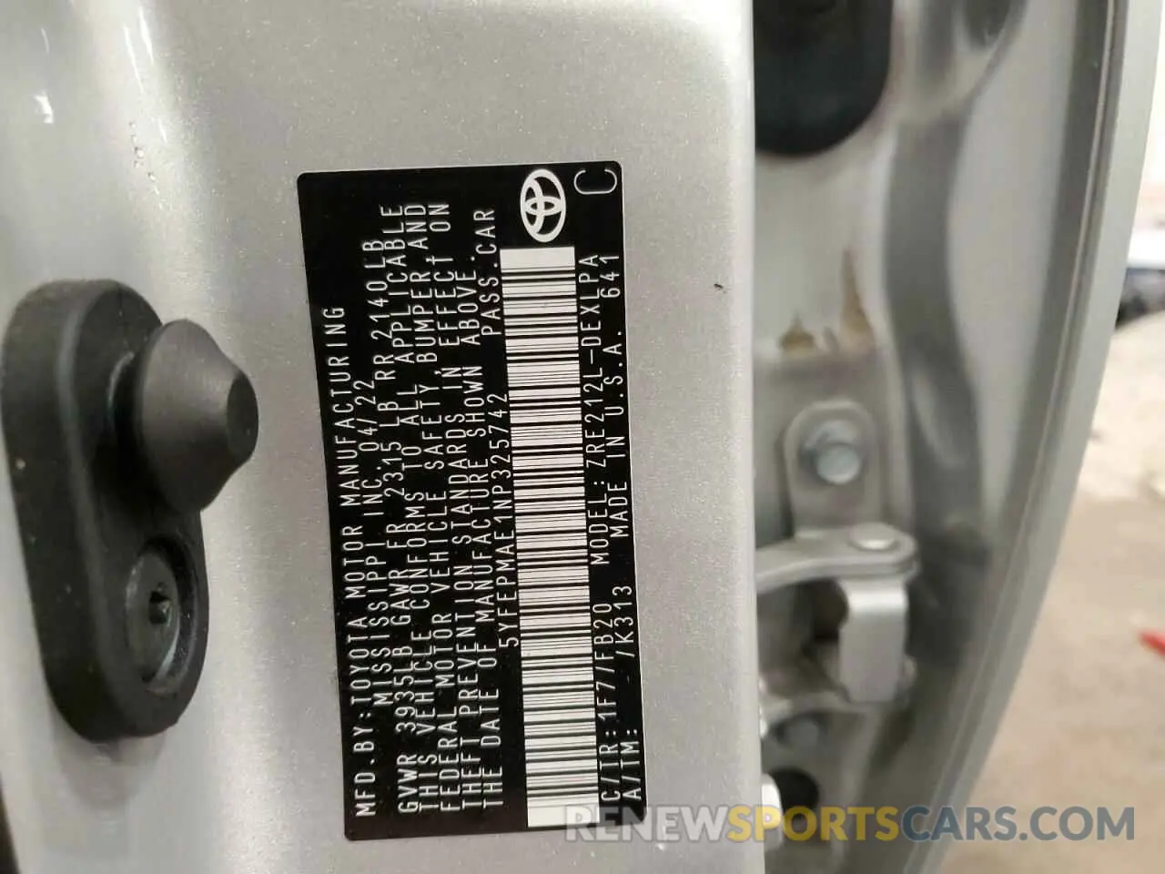 12 fotografías del automóvil dañado 5YFEPMAE1NP325742 TOYOTA COROLLA 2022
