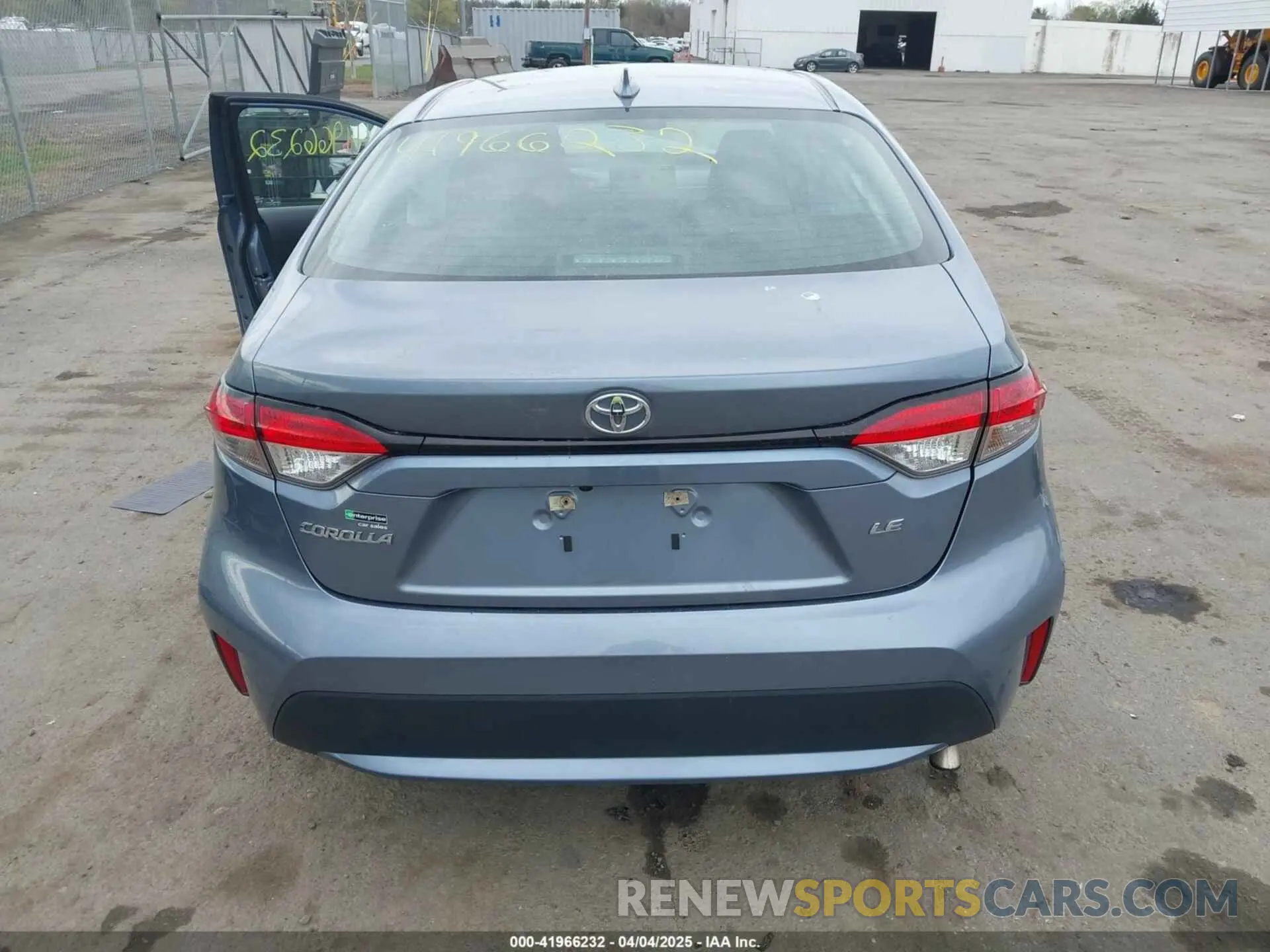 17 fotografías del automóvil dañado 5YFEPMAE1NP333789 TOYOTA COROLLA 2022