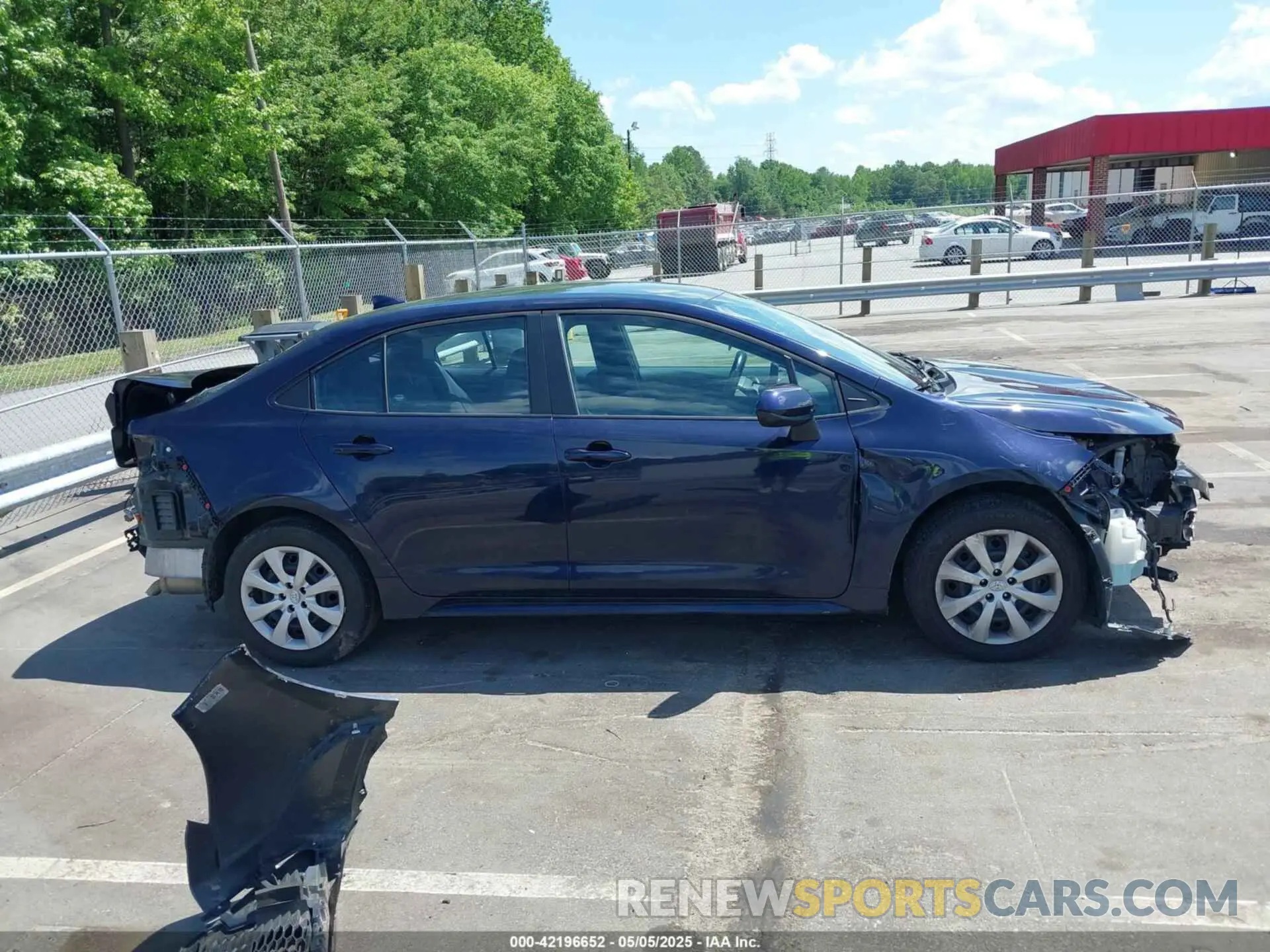 14 fotografías del automóvil dañado 5YFEPMAE1NP360040 TOYOTA COROLLA 2022