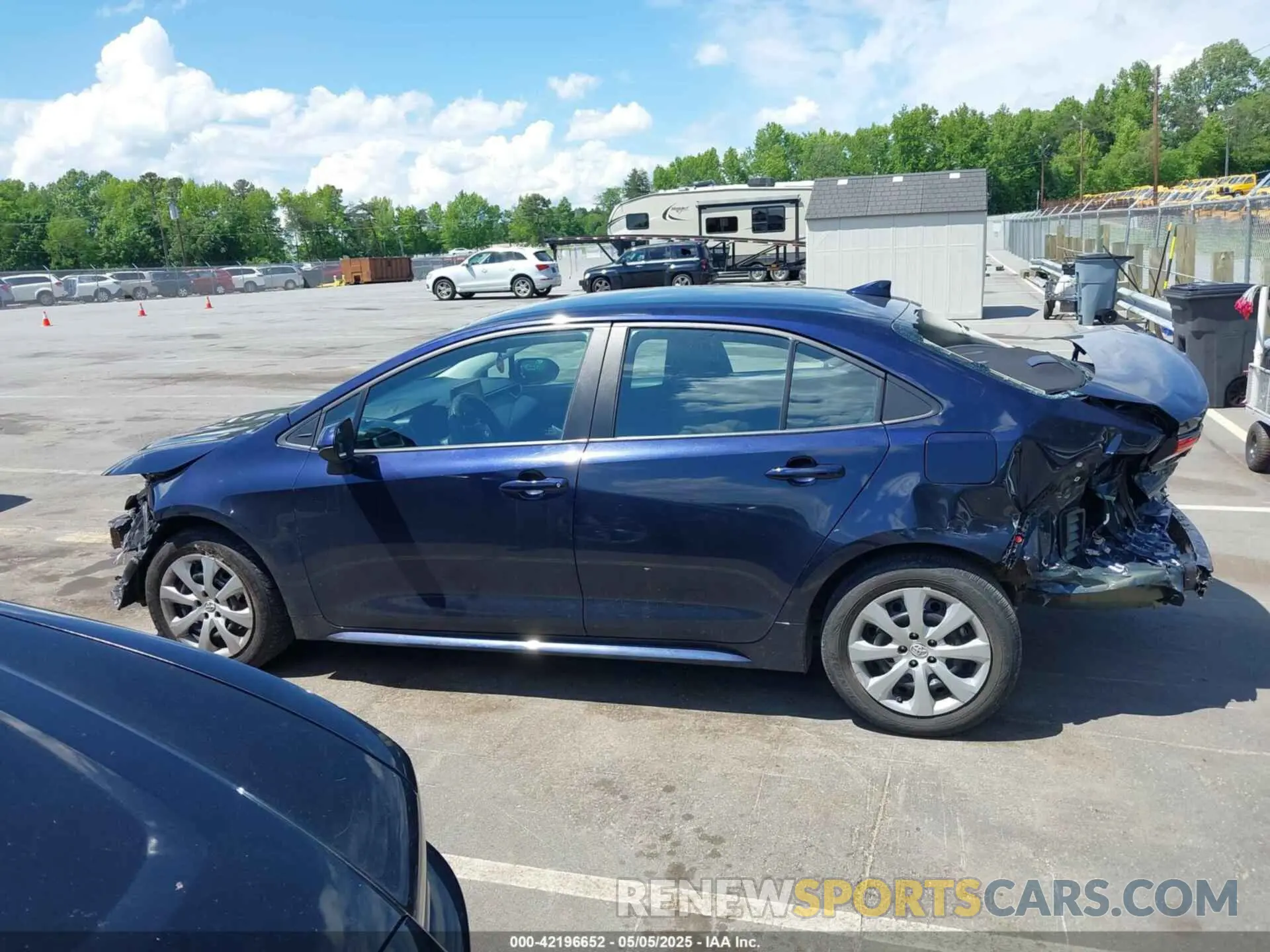15 fotografías del automóvil dañado 5YFEPMAE1NP360040 TOYOTA COROLLA 2022