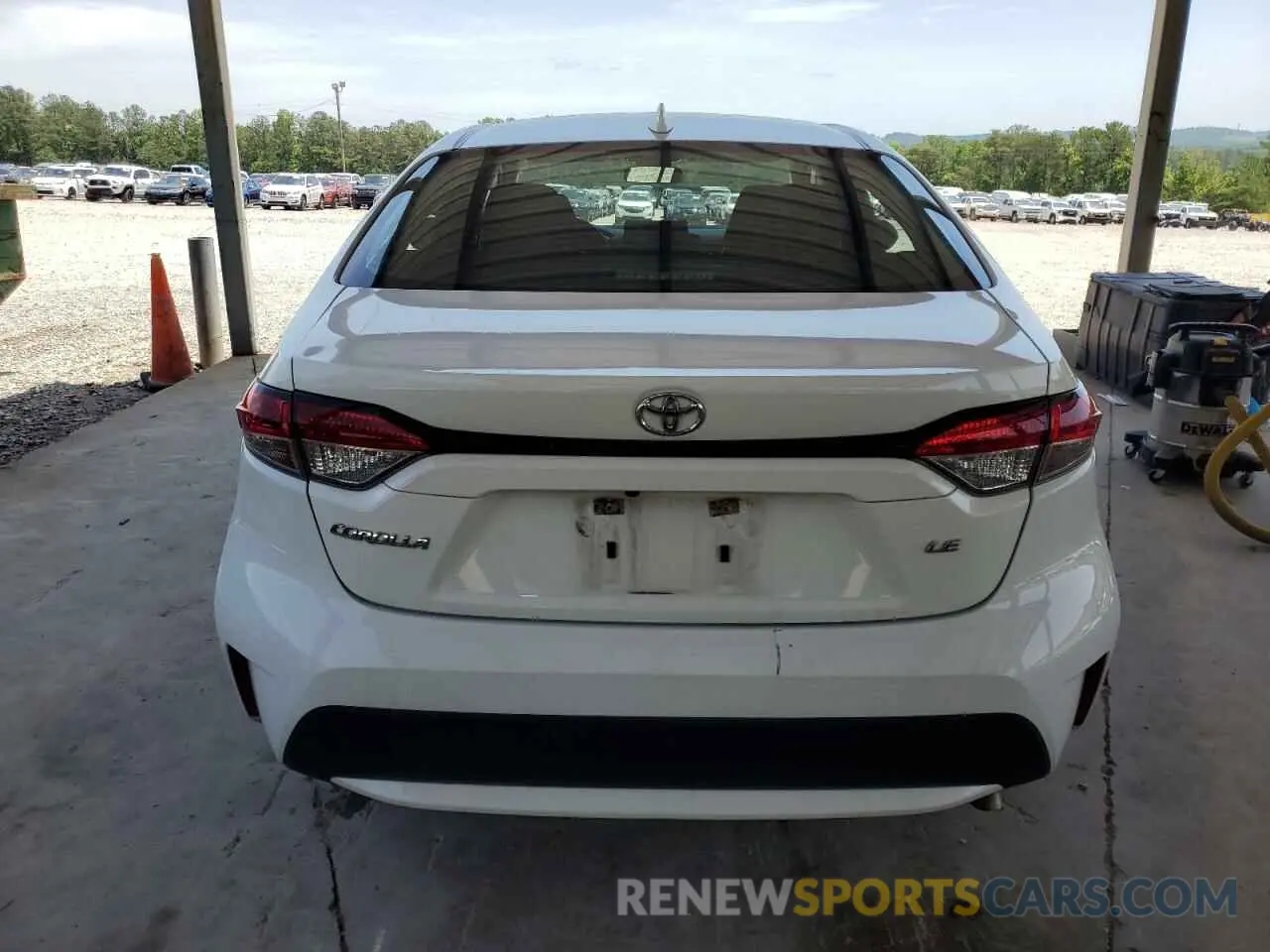 6 fotografías del automóvil dañado 5YFEPMAE1NP369403 TOYOTA COROLLA 2022
